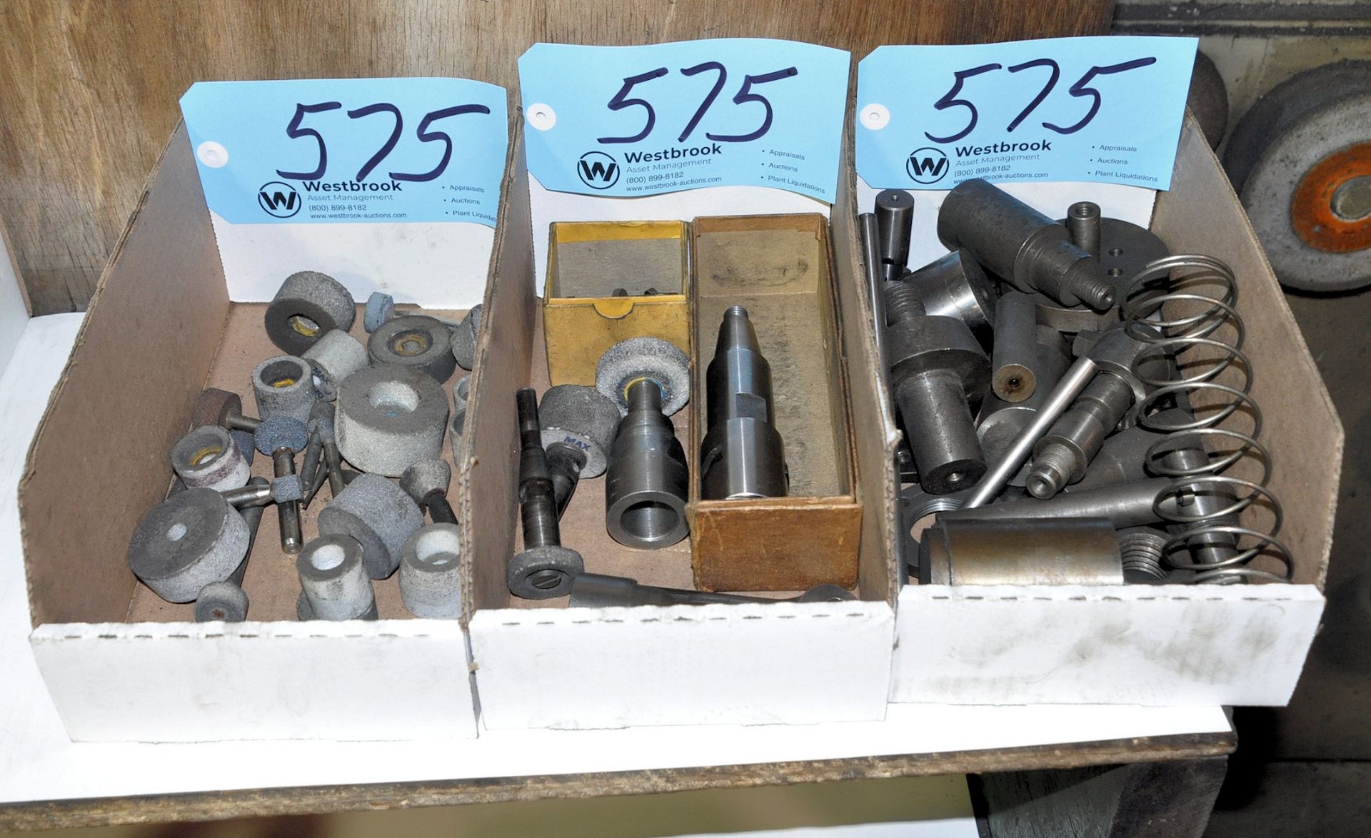 Lot-Grinding Wheels, Arbors and Tooling in (3) Boxes