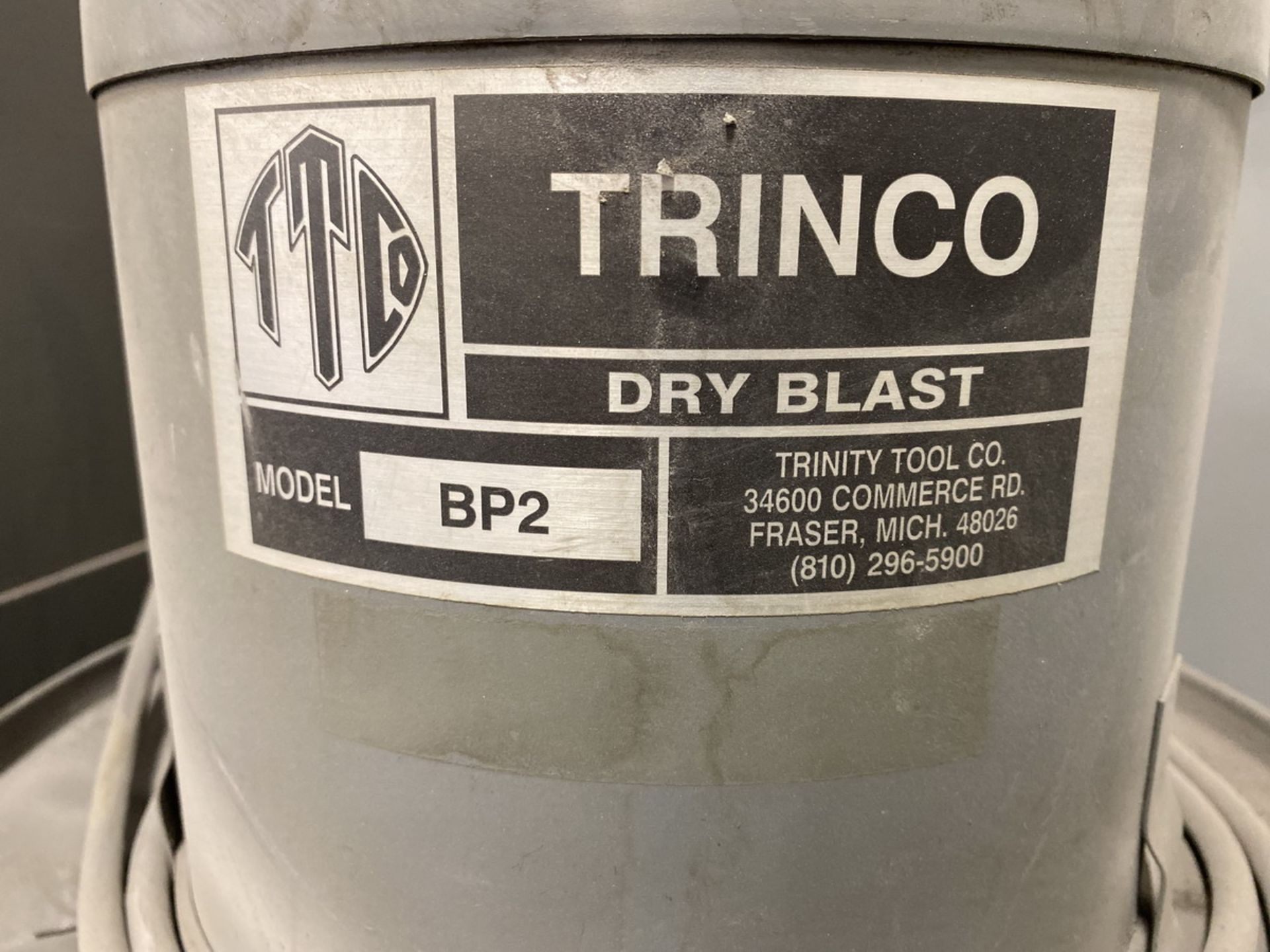 Trinco Model 36/B1 Dry Blast Cabinet 36 x24 x 23'' Working Dimension - Image 9 of 9