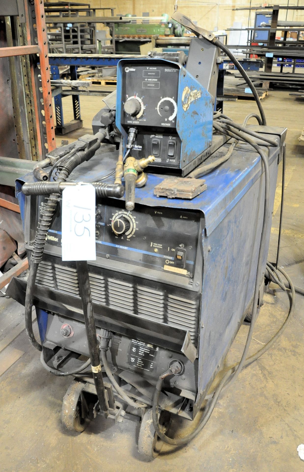 MILLER DIMENSION 452 450-AMP CC/CV-DC Welding Power Source with MILLER 70 SERIES 24V Wire Feeder