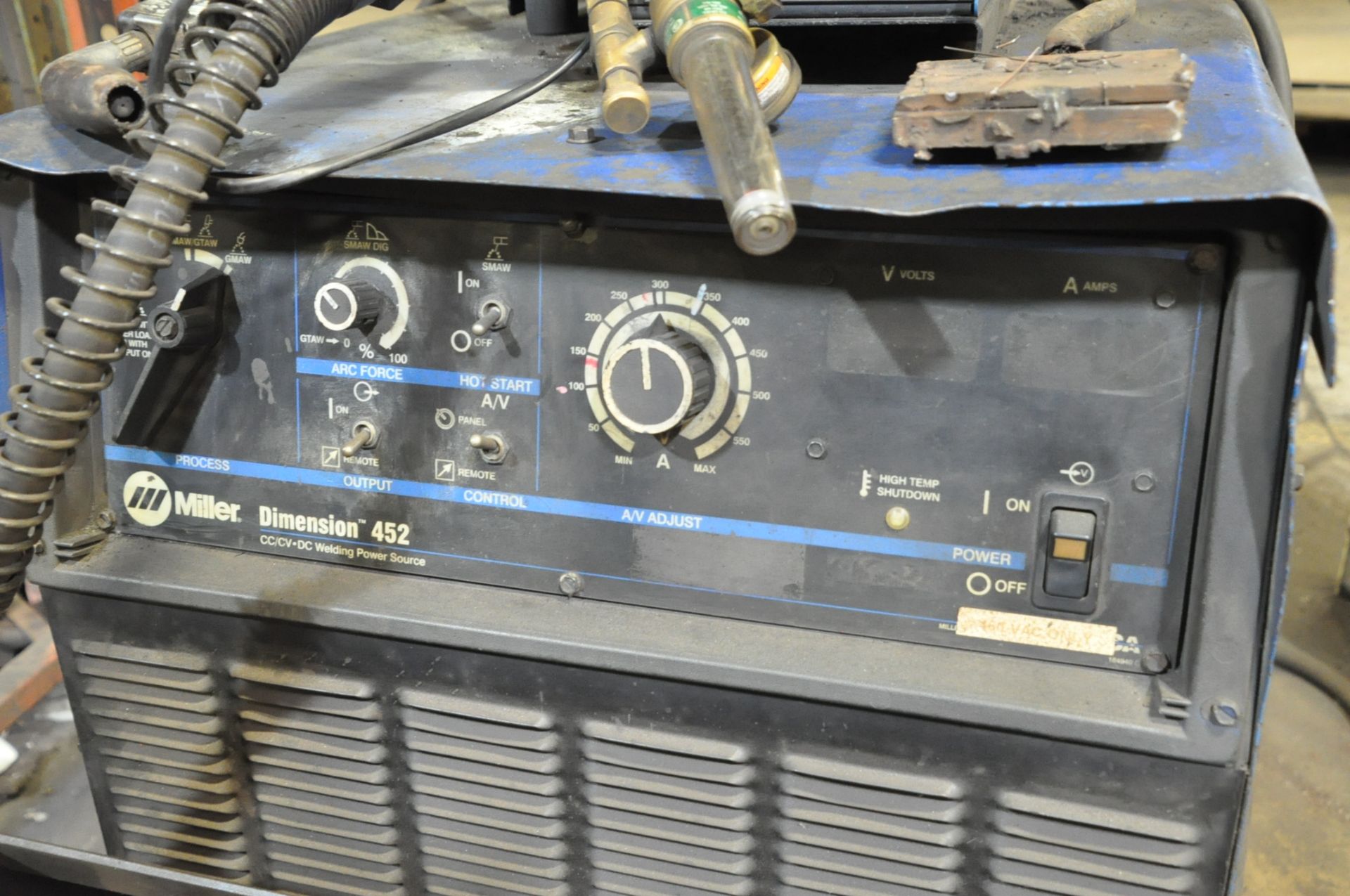 MILLER DIMENSION 452 450-AMP CC/CV-DC Welding Power Source with MILLER 70 SERIES 24V Wire Feeder - Image 2 of 4