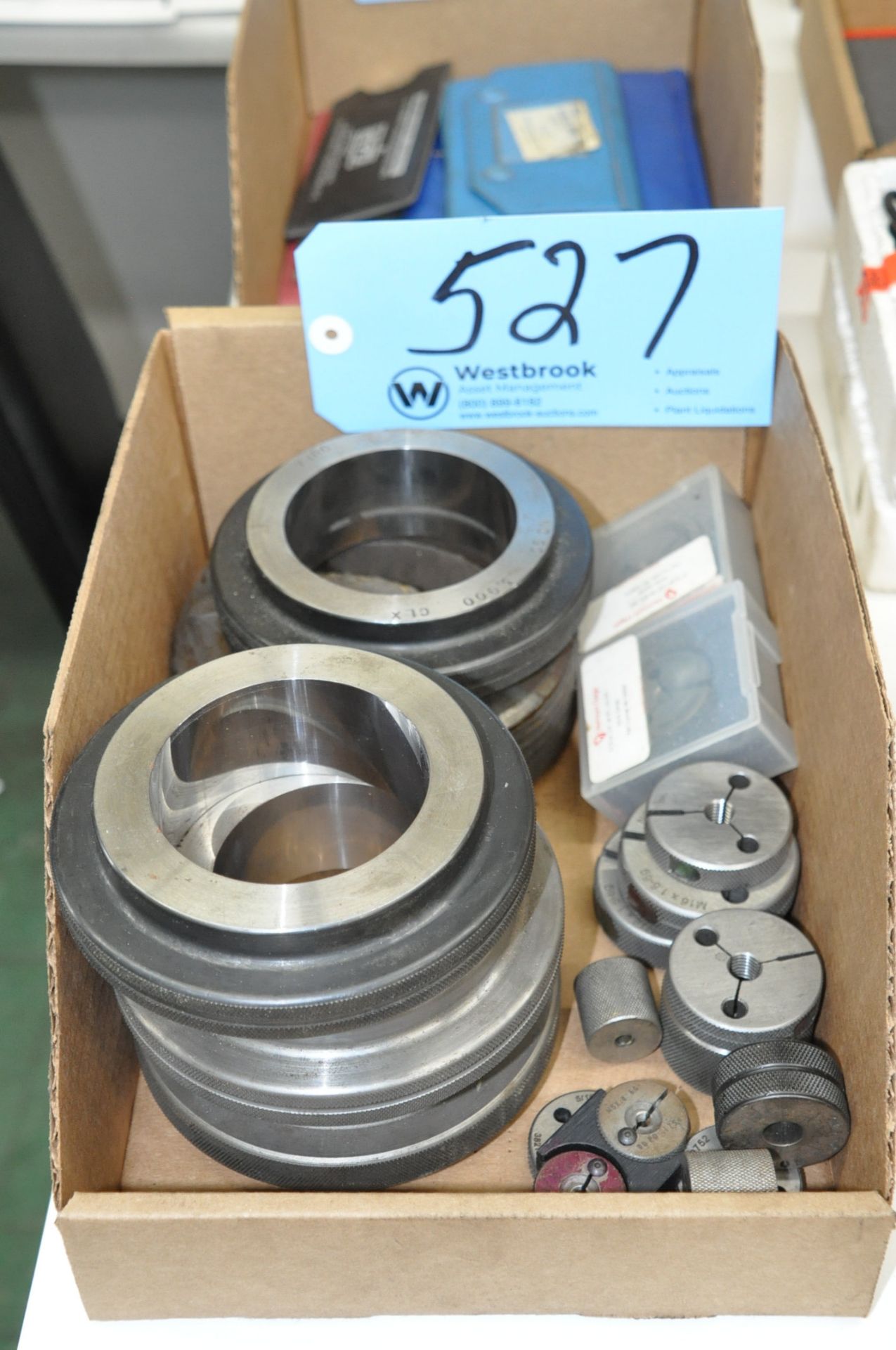 Lot-Ring and Thread Gauges in (1) Box