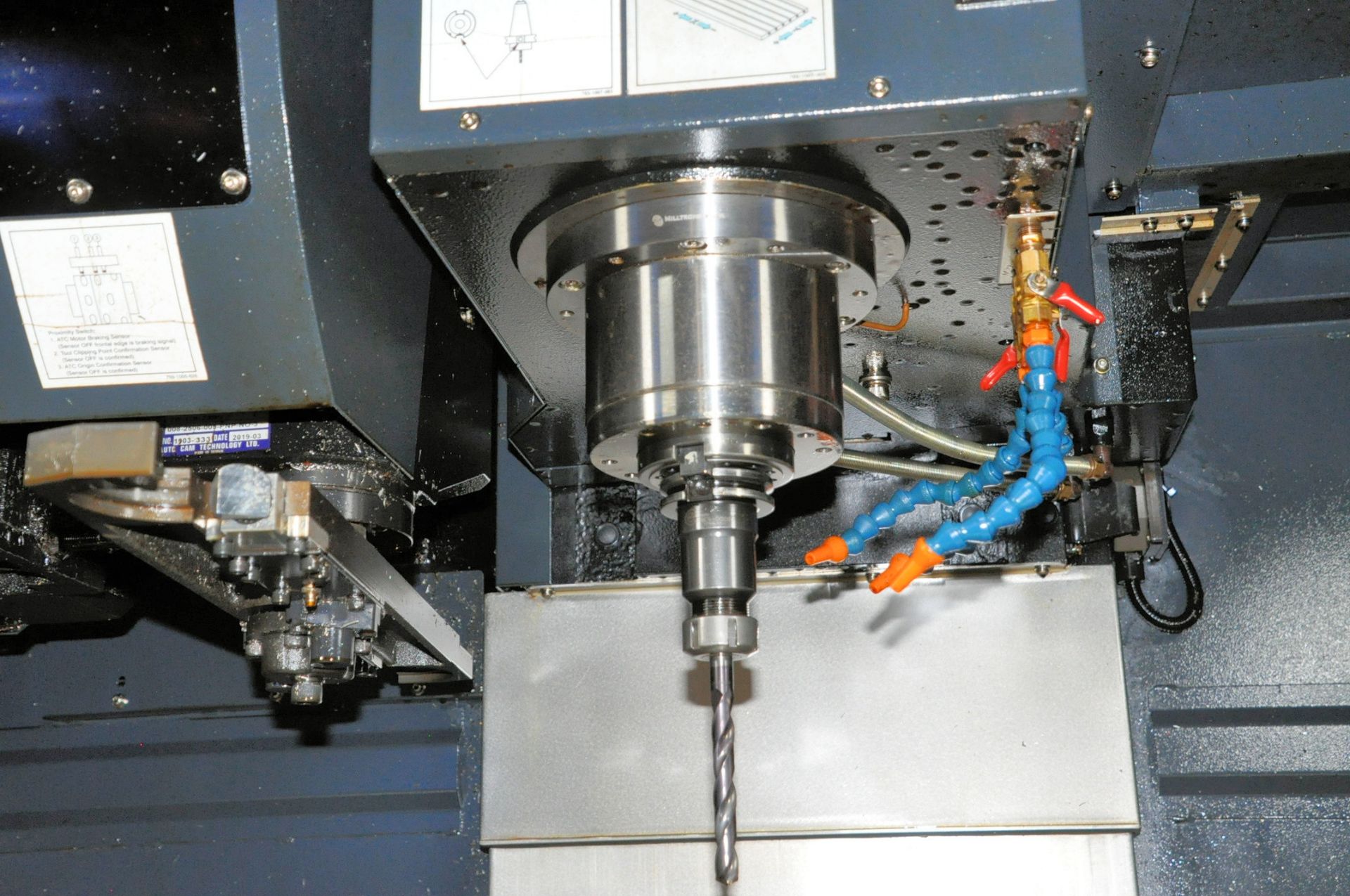Milltronics VM3018 CNC Vertical Machining Center - Image 5 of 9