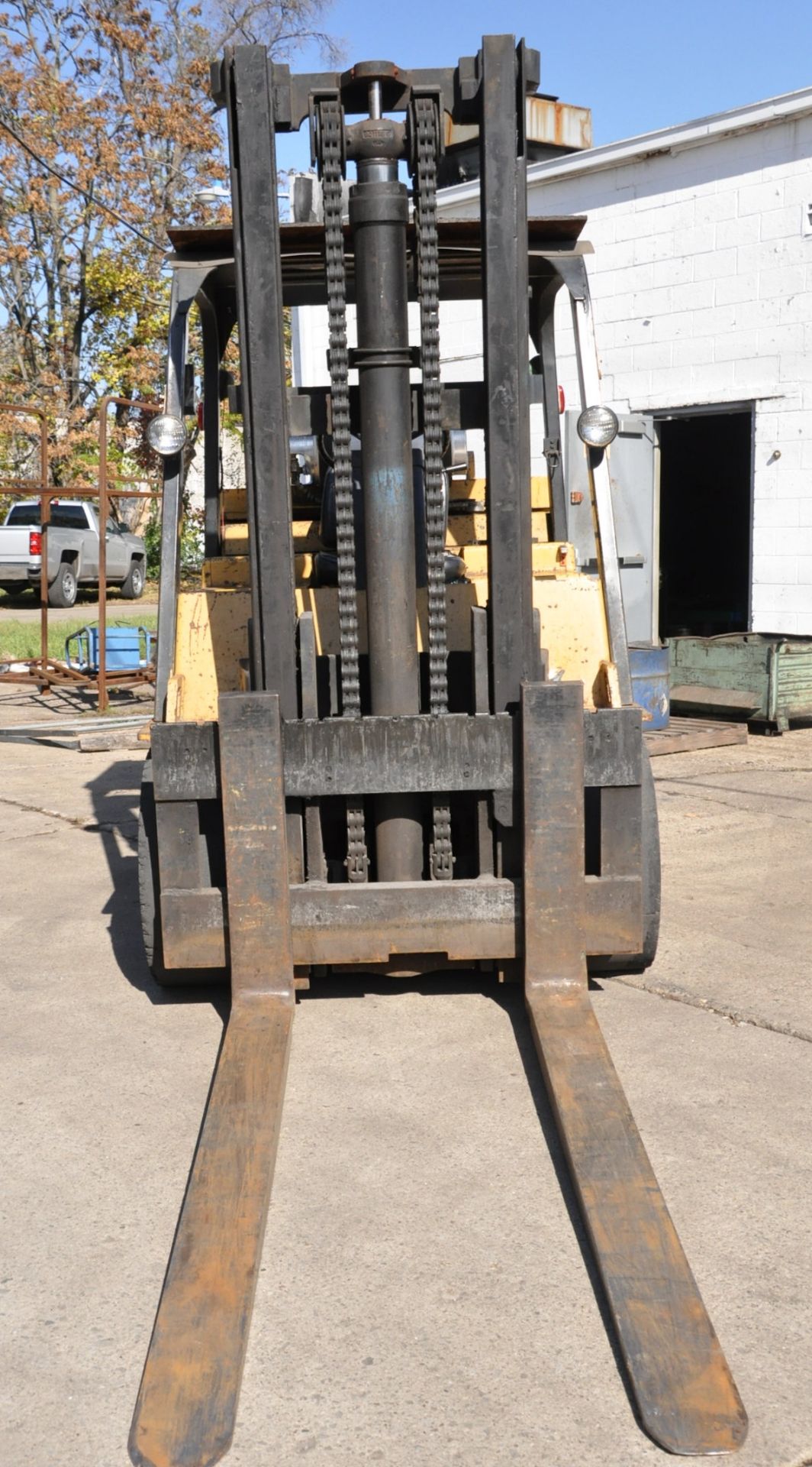 Caterpillar Model T150D, 16,000-Lbs. Capacity LP Gas Fork Lift Truck - Image 5 of 5