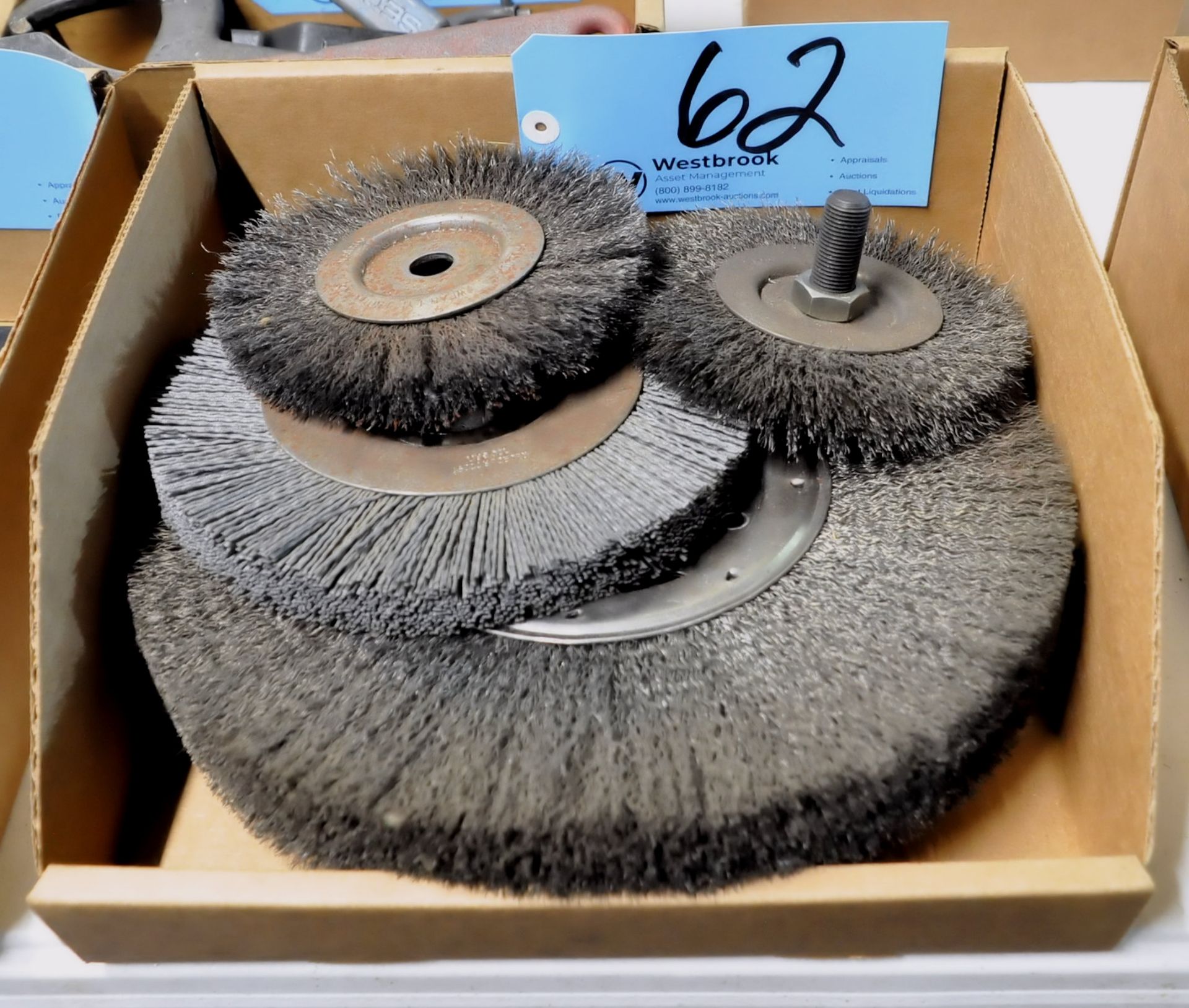 Lot-Various Size Wire Wheels in (1) Box