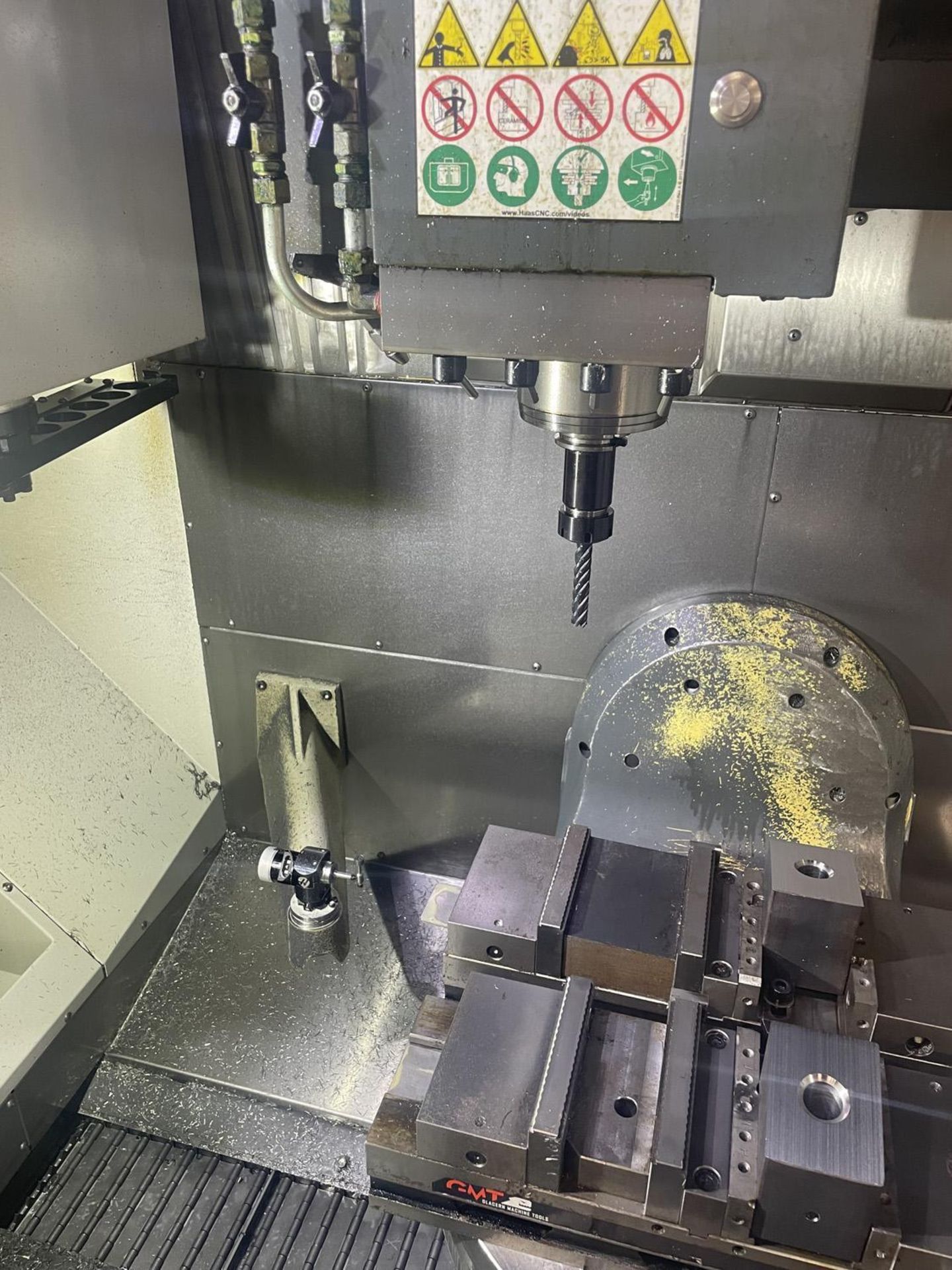 Haas UMC-750 SS 5-Axis CNC VMC Machining Center (2019) - Image 5 of 9