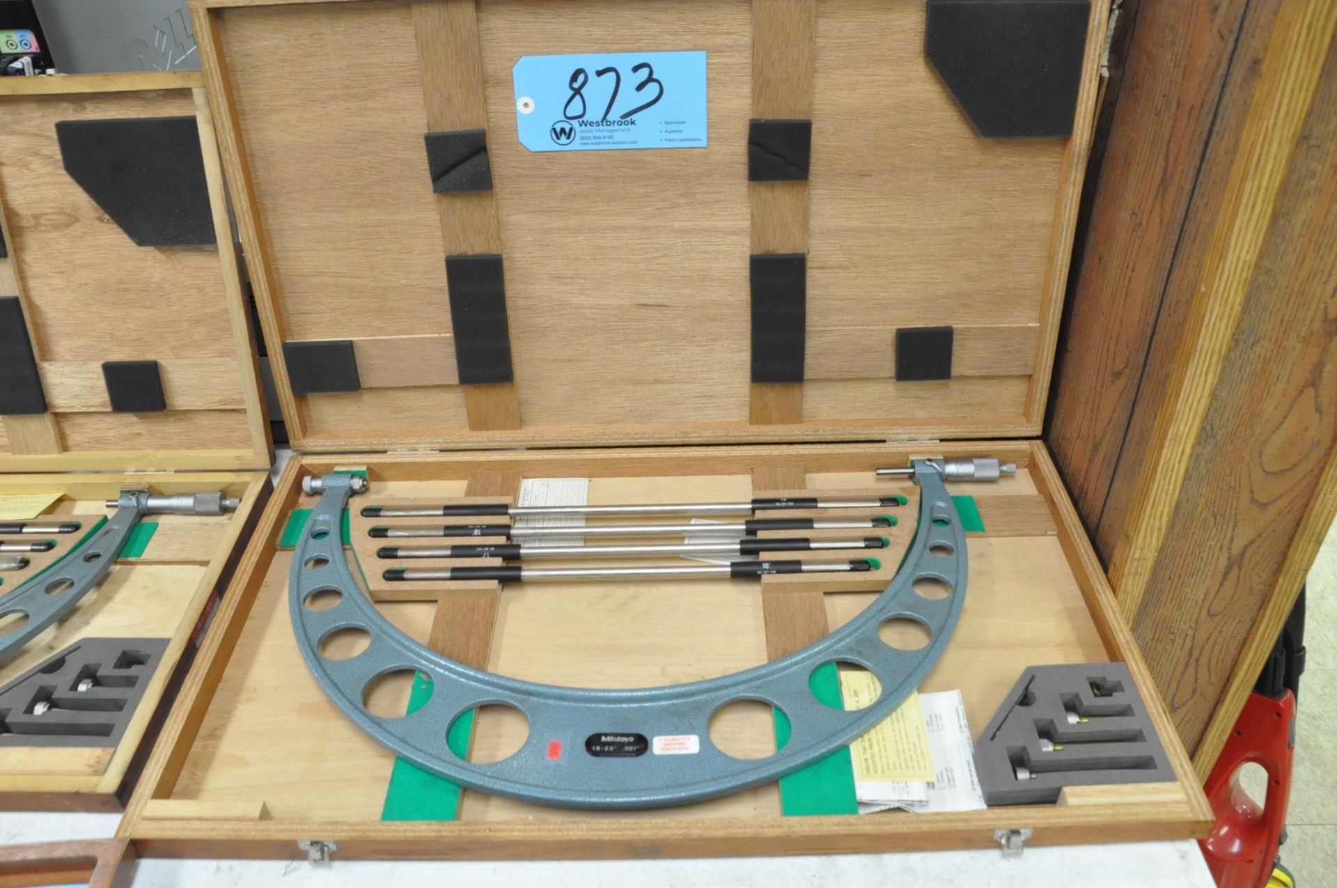 Mitutoyo 16 - 20" Outside Micrometer with Case