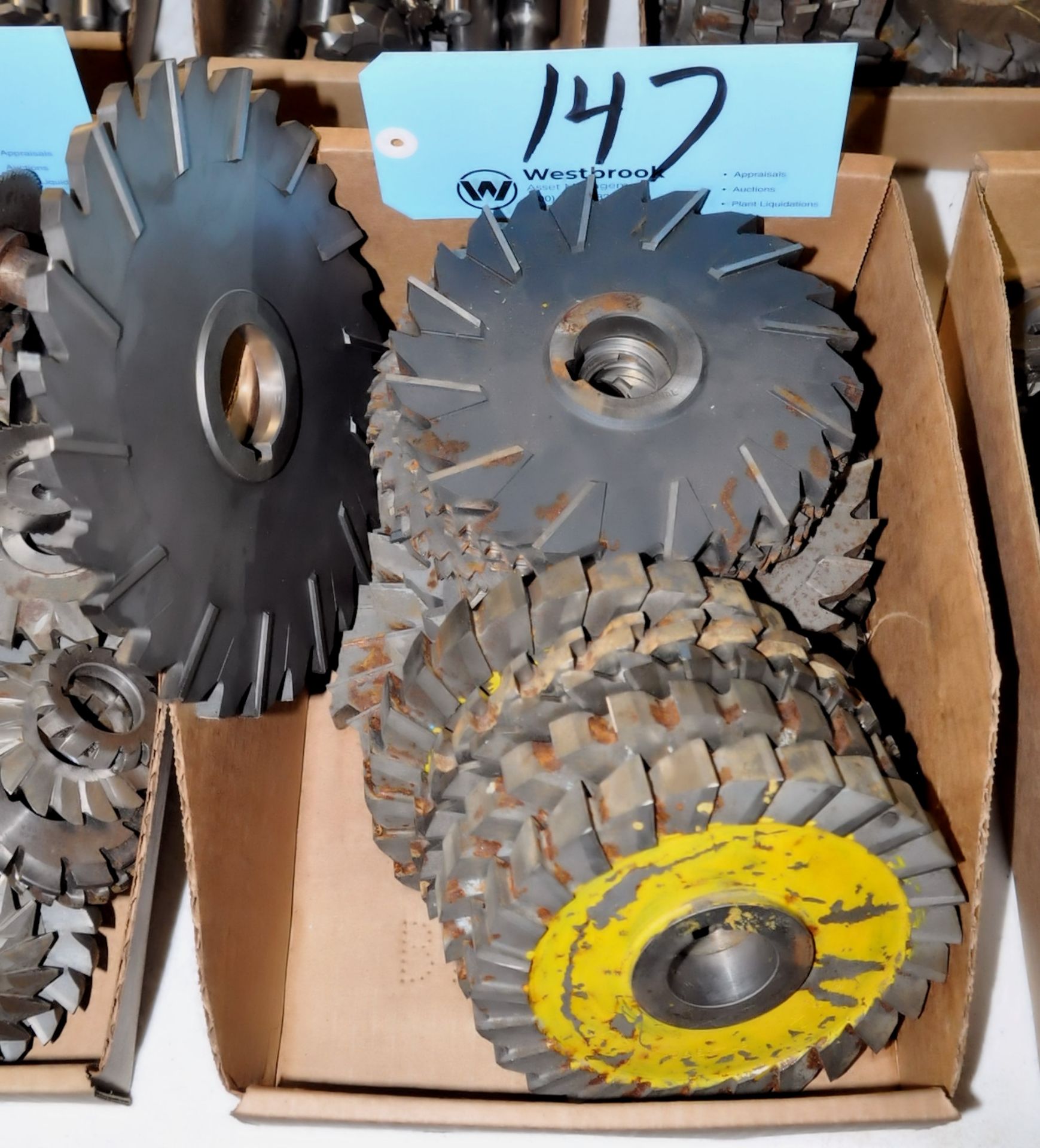 Lot-Milling Cutters in (1) Box