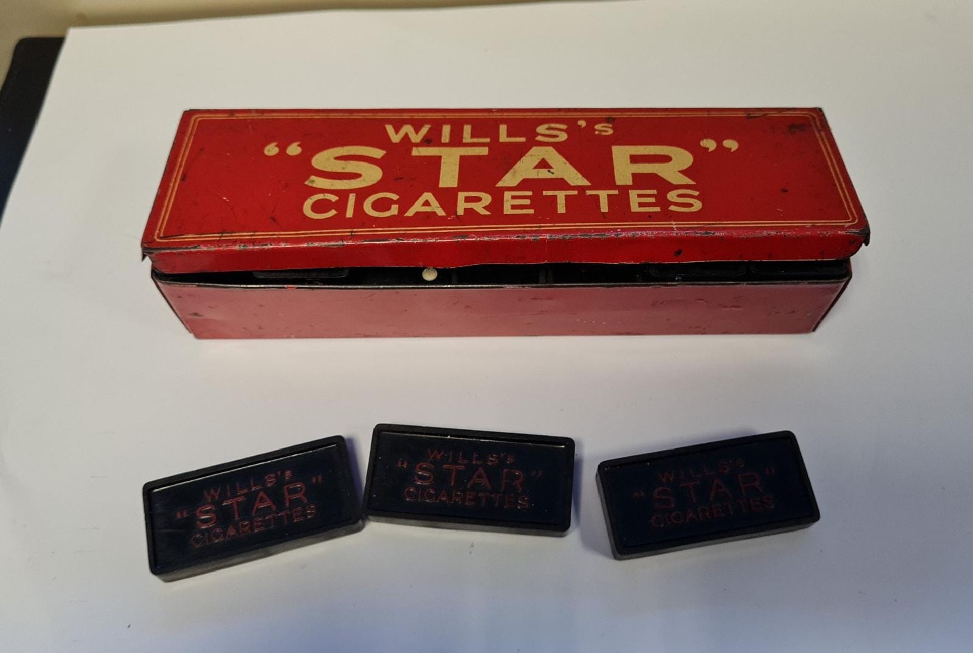 Vintage wills star cigarettes dominoes case
