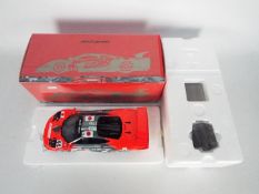 Minichamps - A limited edition 1:18 scale McLaren F1 GTR 1997 Le Mans car in Lark Team McLaren