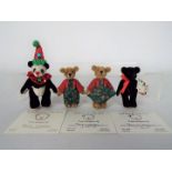 World Of Miniature Bears - 4 x jointed bears,