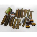 Bing - A collection of loose 00 gauge Tabletop Railway items including a clockwork 2-4-0 loco with