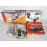 Heller, Bburago, Mongram, Others - A mixed collection of diecast and plastic model kits.