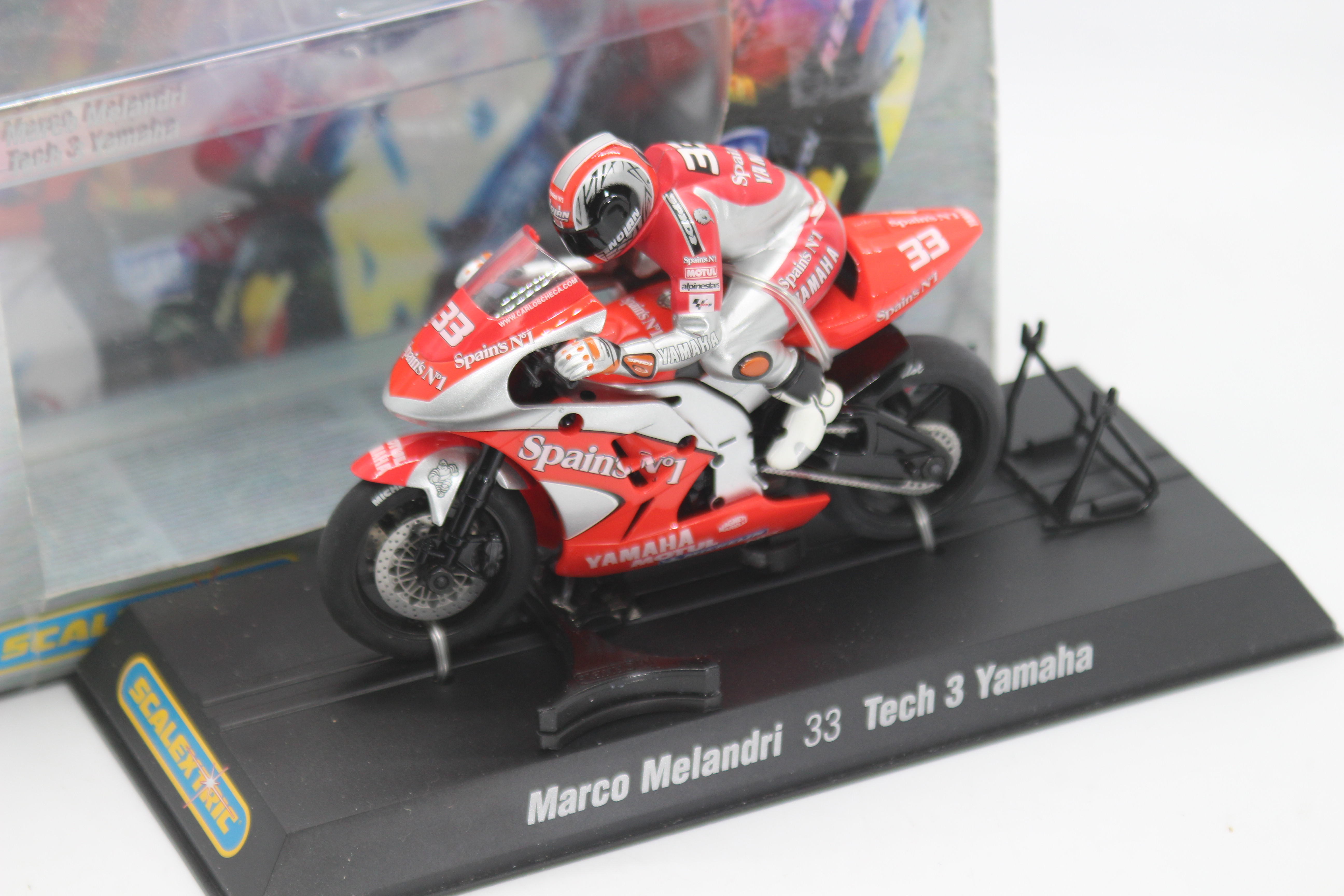 Scalextric - A boxed 2004 Moto GP Tech 3 Yamaha ridden by Marco Melandri # C6017 The model appears - Image 2 of 2