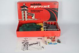 Marklin Sprint - A boxed Control Tower and Crosswalk # 1550.
