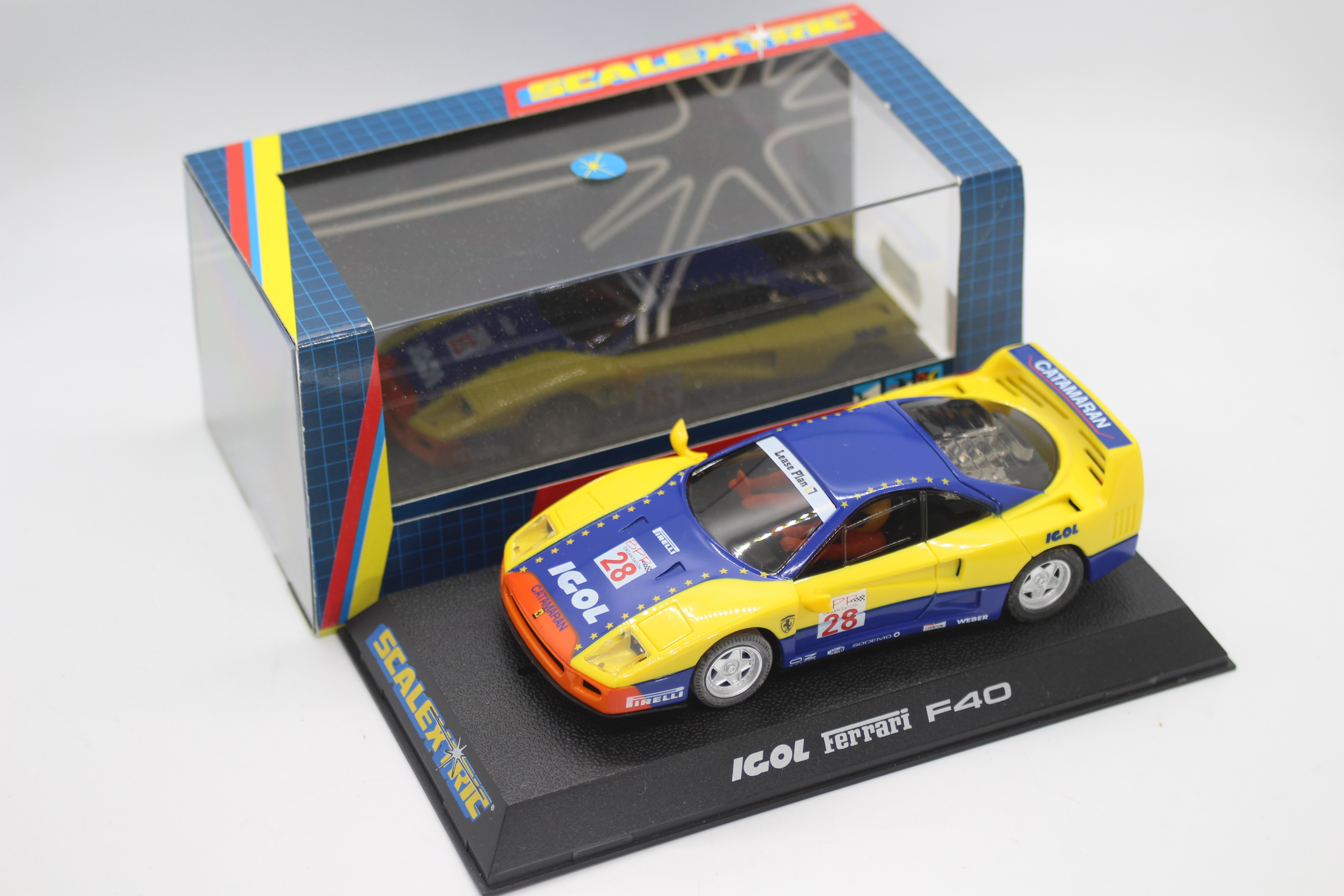 Scalextric - A boxed Ferrari F40 in IGOL racing livery # C2036.