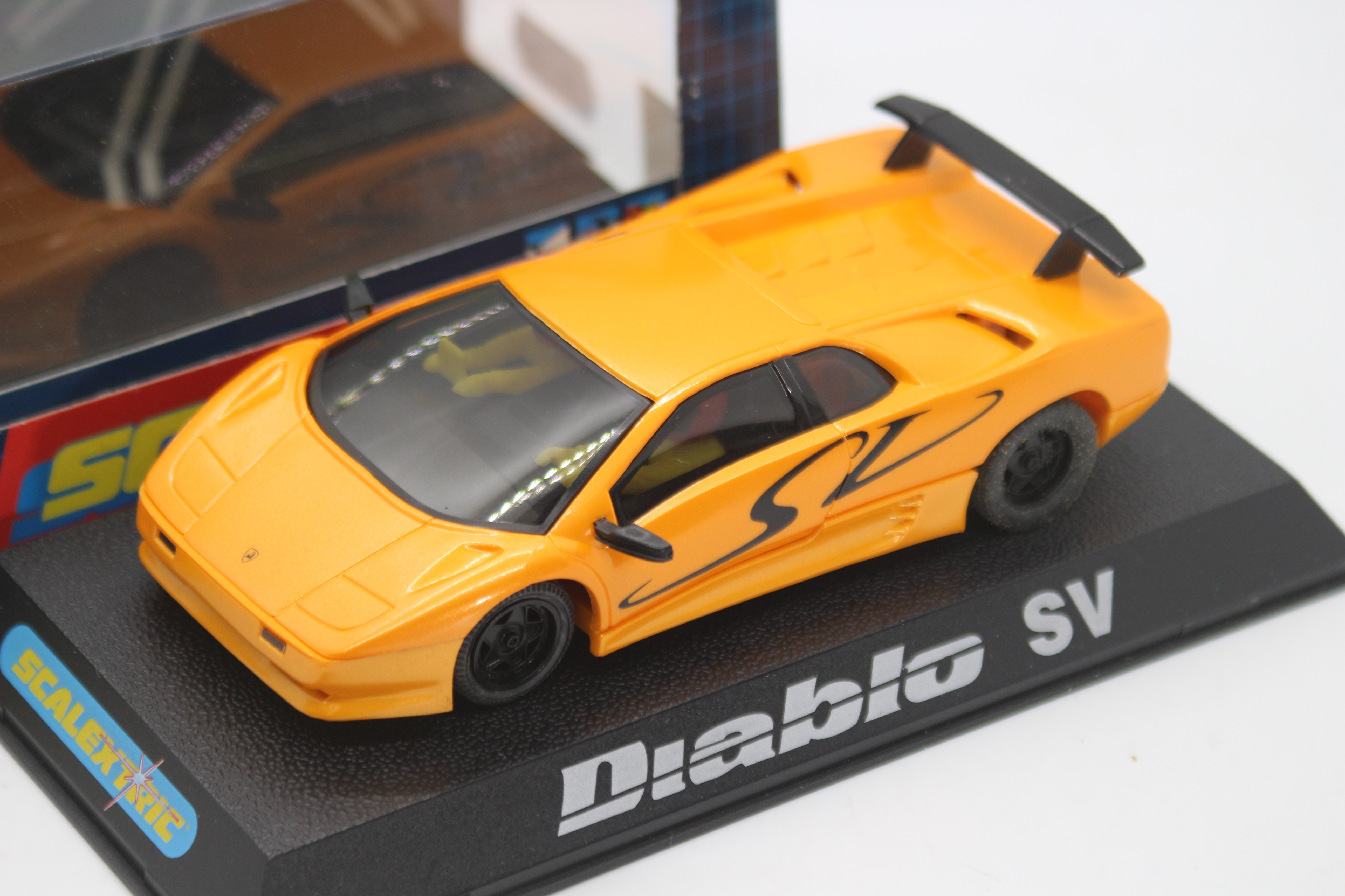 Scalextric - A boxed Lamborghini Diablo SV in orange with working lights # C2193. - Image 2 of 2