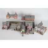 Metcalfe - A collection of 11 x OO gauge railway layout buildings including Railway Station,