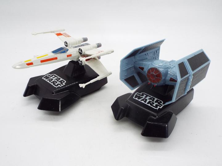 Scalextric - Star Wars - A boxed Star Wars Death Star Attack Micro Scalextric set # G1084. - Image 3 of 4