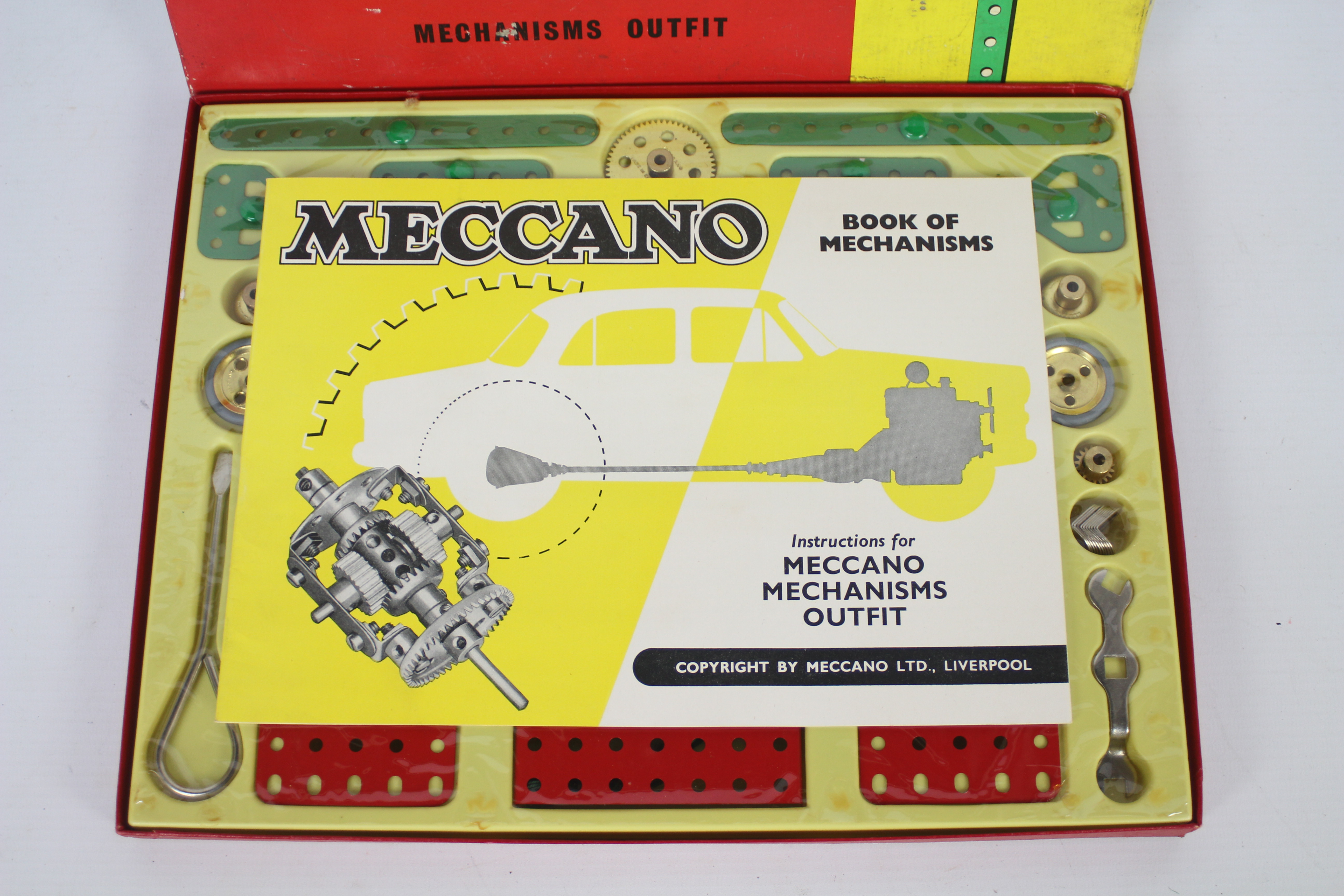 Meccano - A circa 1959 Meccano Mechanisms Outfit with the contents still covered in cellophane and - Image 4 of 5