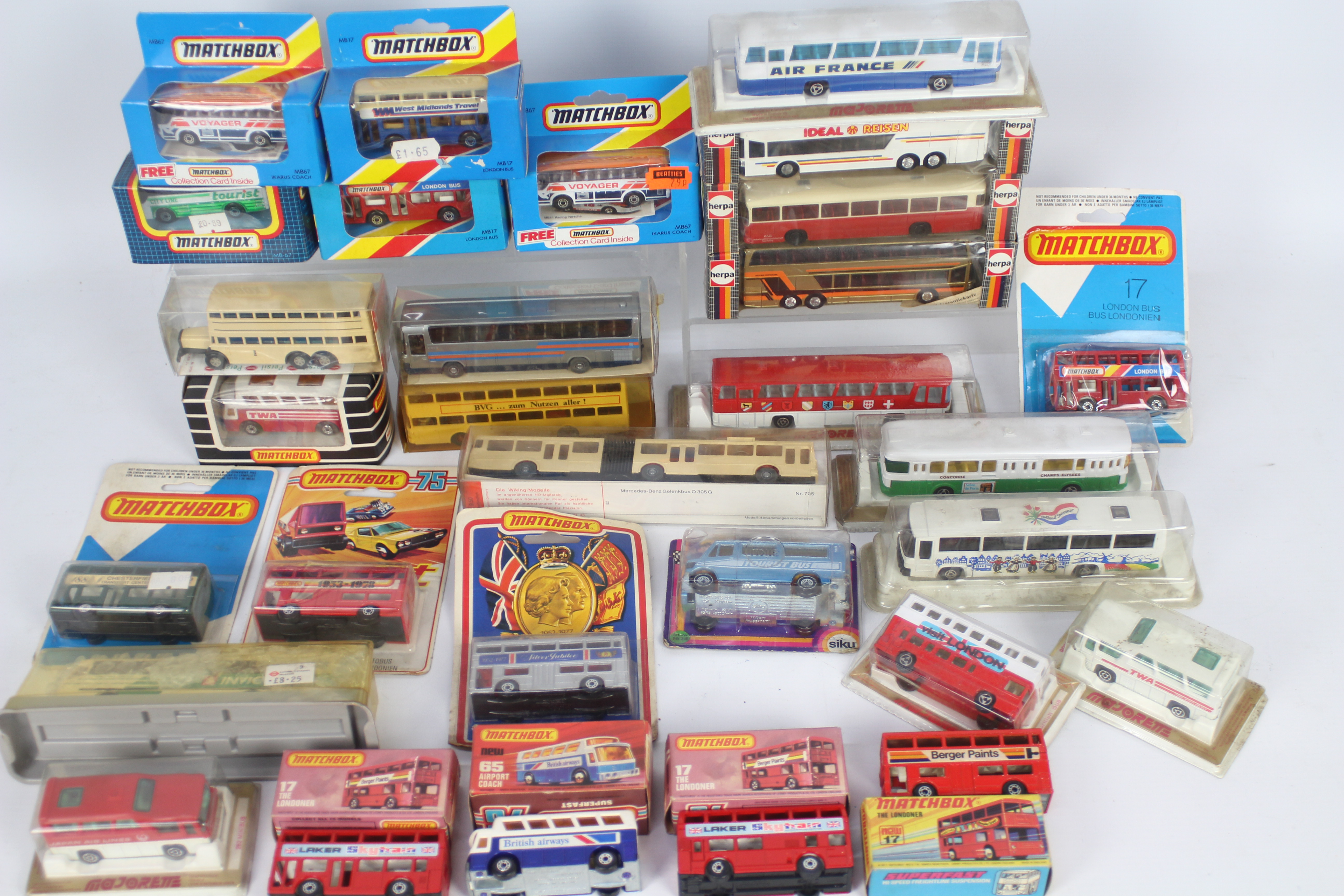 Matchbox - Majorette - Herpa - Wiking - 30 x boxed / carded bus models in several scales including - Image 4 of 4