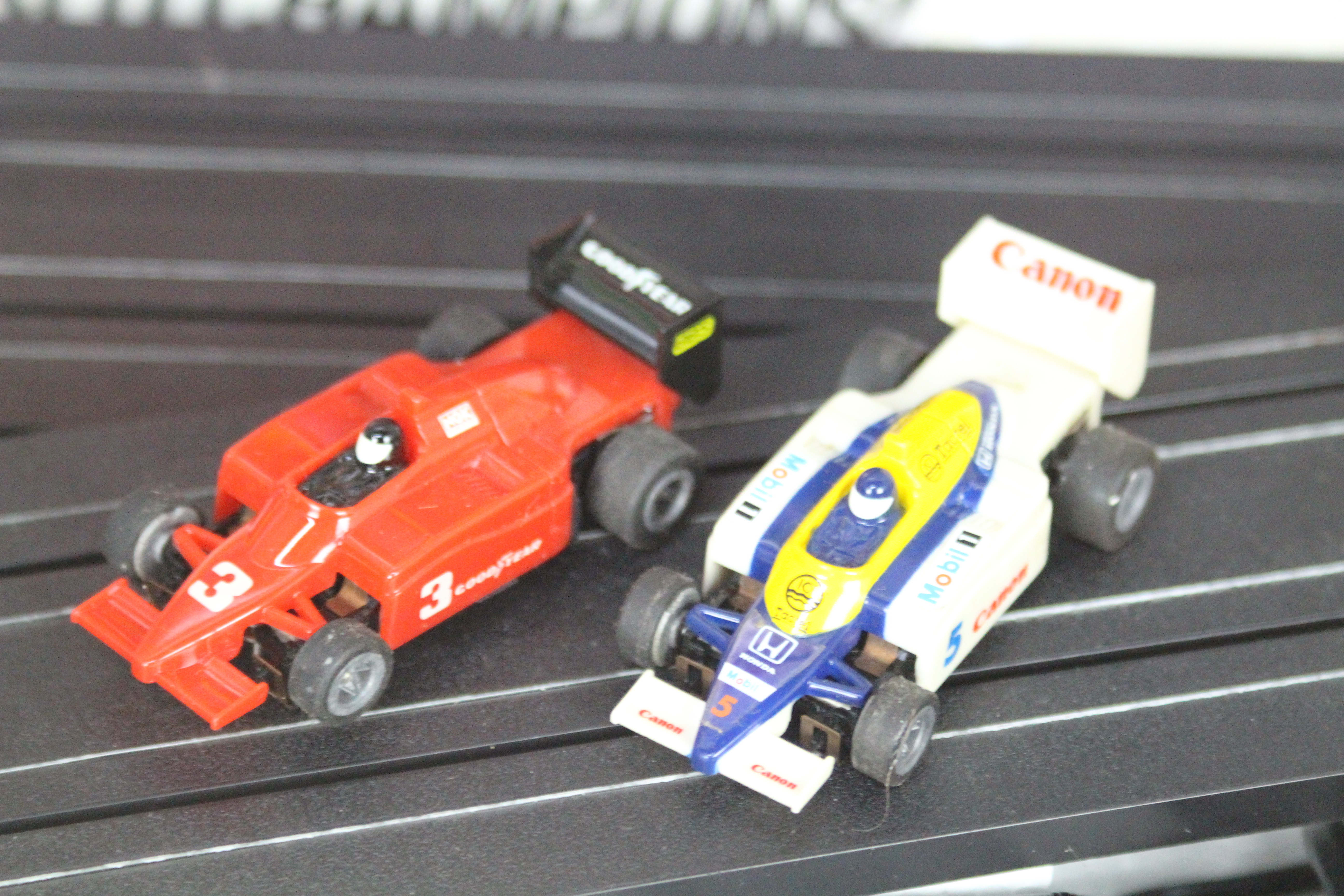 Tomy - 2 x boxed Tomy AFX racing sets, # 8661 Vertigo and # 8681 Formula One World Series. - Image 5 of 6