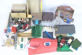 Britains, Lledo, Lego, Other - A largely unboxed group of Britains plastic buildings,