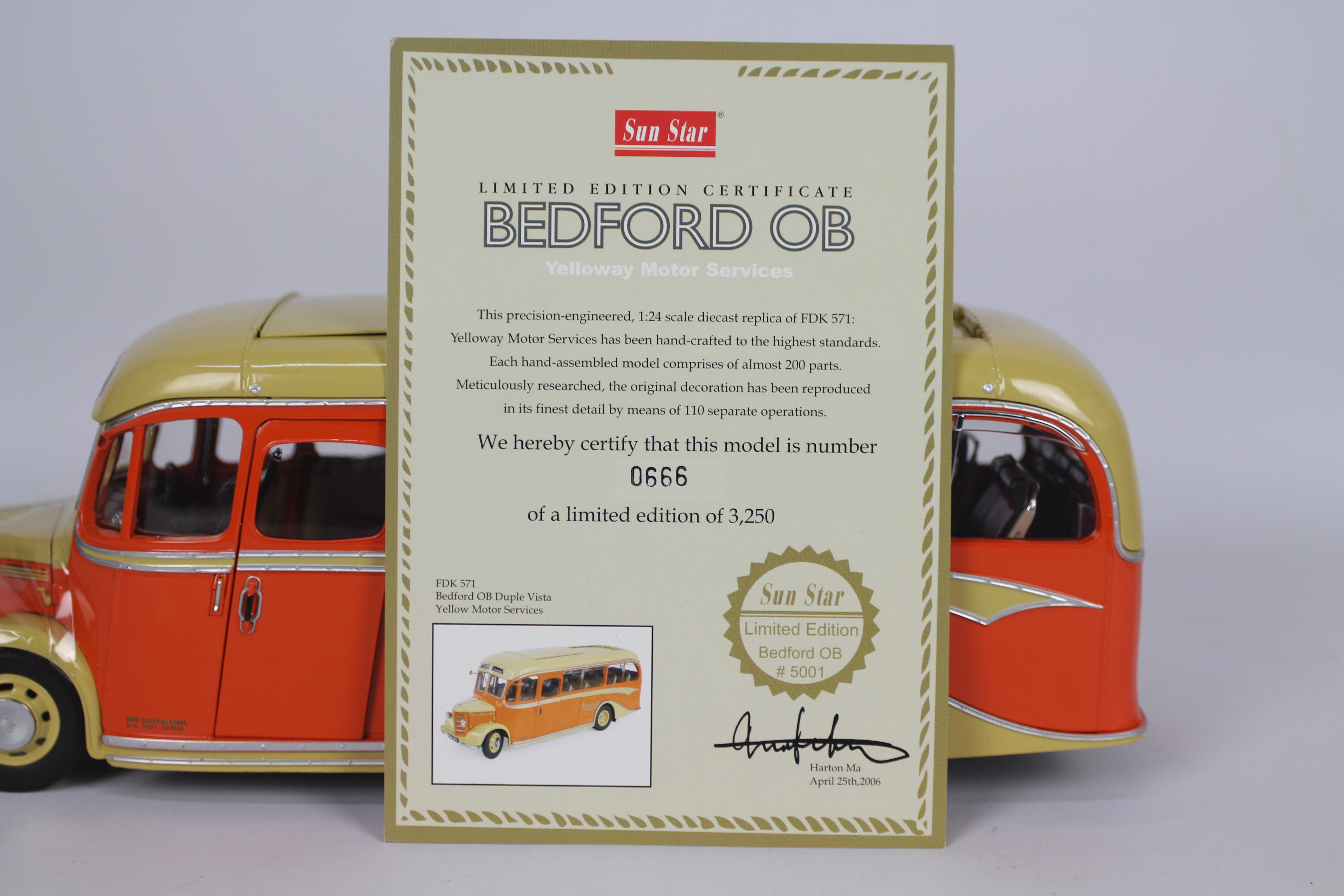 Sun Star - A boxed limited edition 1:24 scale 1947 Bedford OB Duple Vista Coach in Yelloways livery. - Image 7 of 7