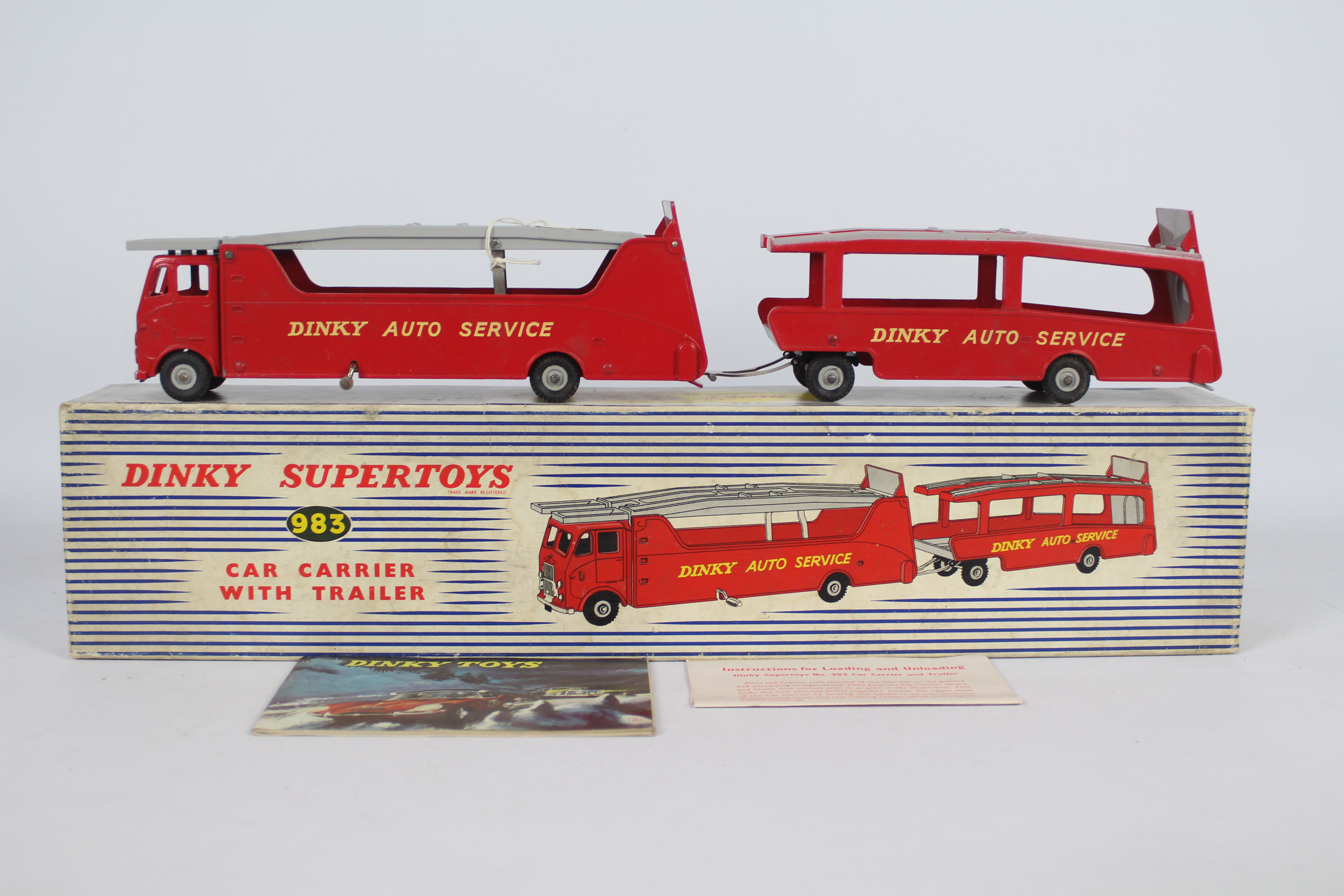 Dinky - A boxed Dinky # 983 Car Carrier With Trailer.
