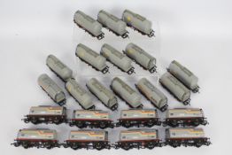 Hornby - 22 x unboxed 00 gauge Tank Wagons,