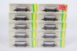 Minitrix - ten N gauge Hoppers (goods / freight wagons),