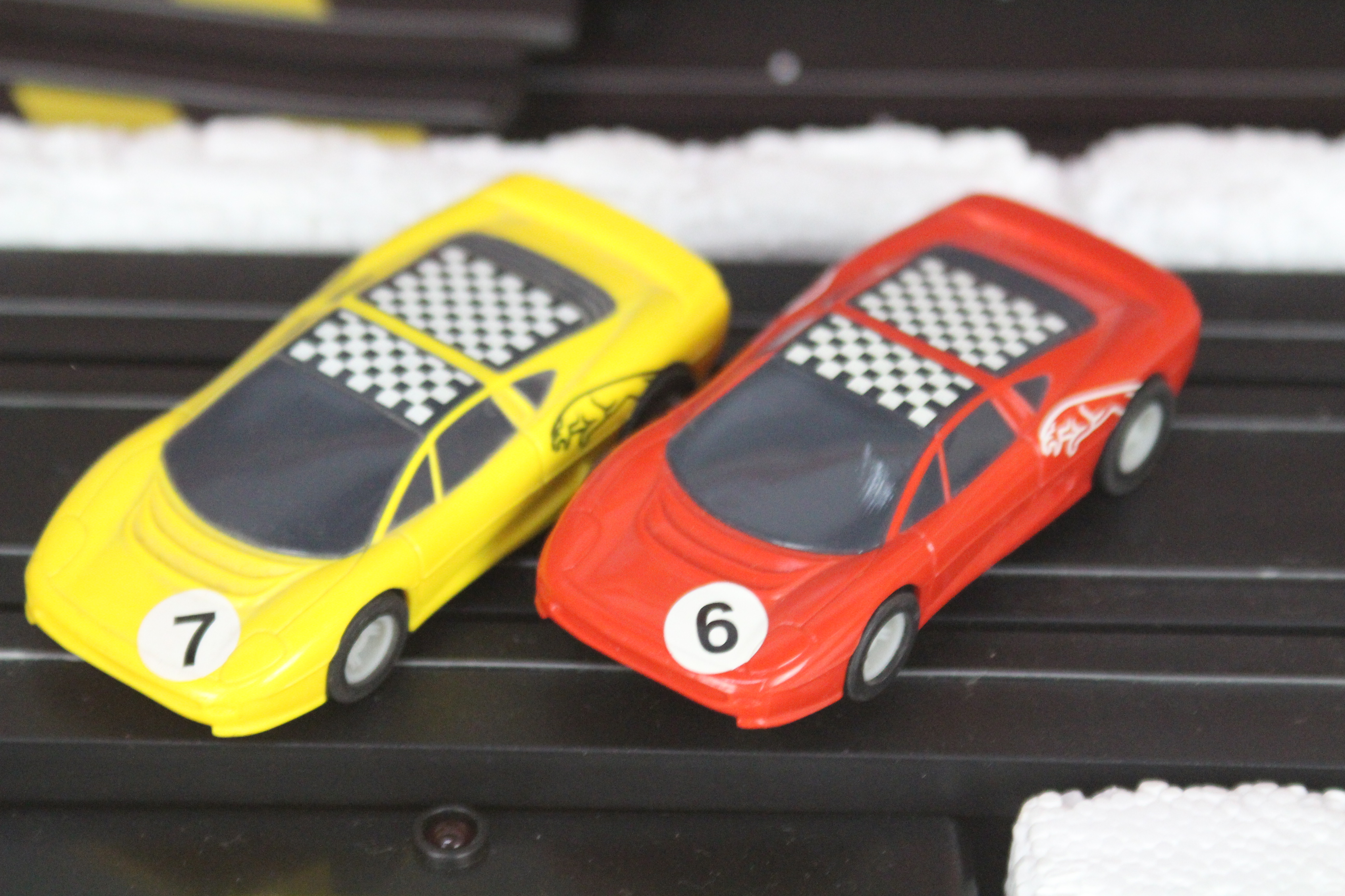 Scalextric - 2 x boxed # G090 Micro Scalextric Super Endurance sets in 1:64 scale. - Image 4 of 4