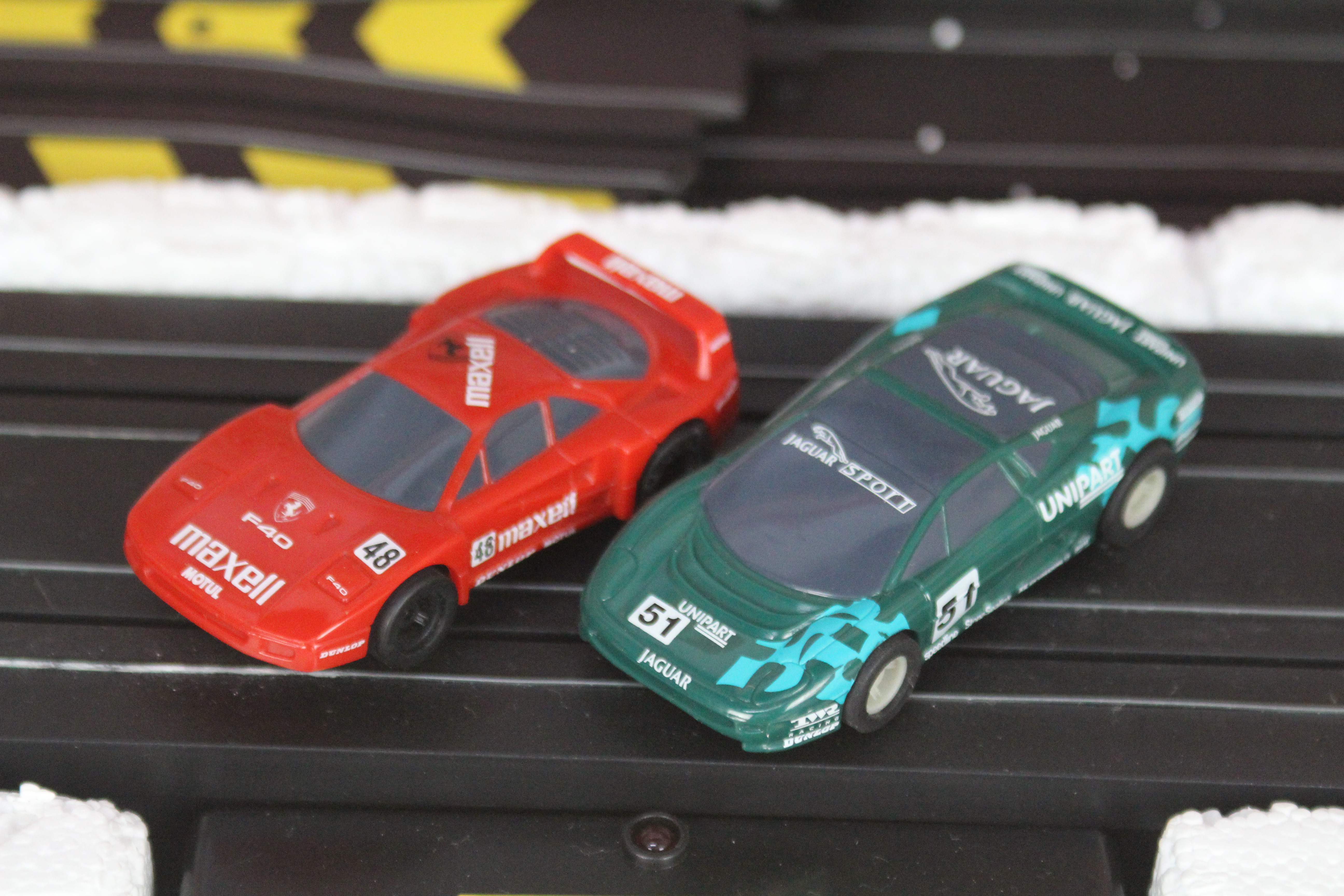 Scalextric - 2 x boxed # G090 Micro Scalextric Super Endurance sets in 1:64 scale. - Image 3 of 4