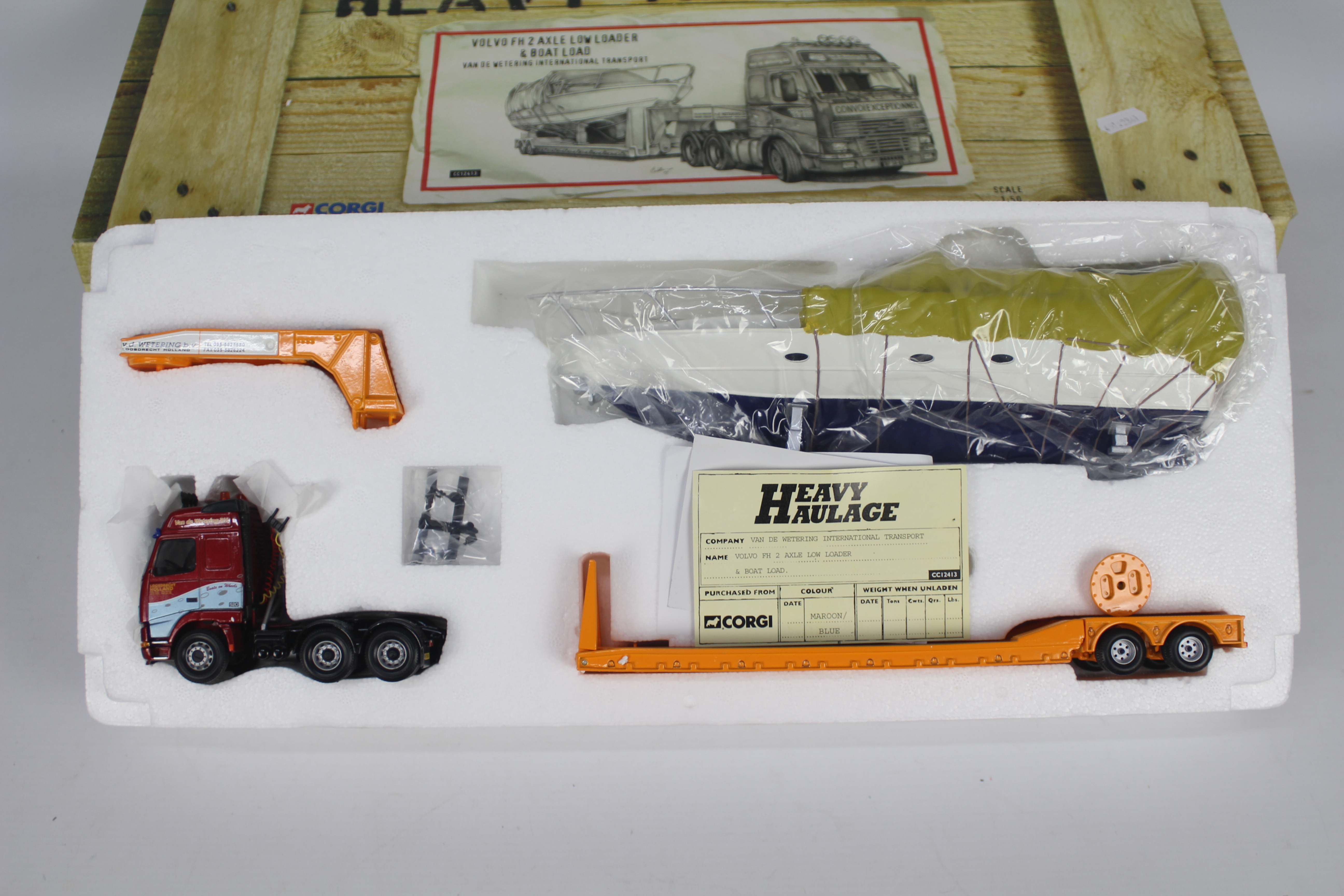 Corgi Heavy Haulage - a 1:50 scale Limited Edition Corgi Heavy Haulage Volvo FH 2 Axle Low Loader & - Image 2 of 3