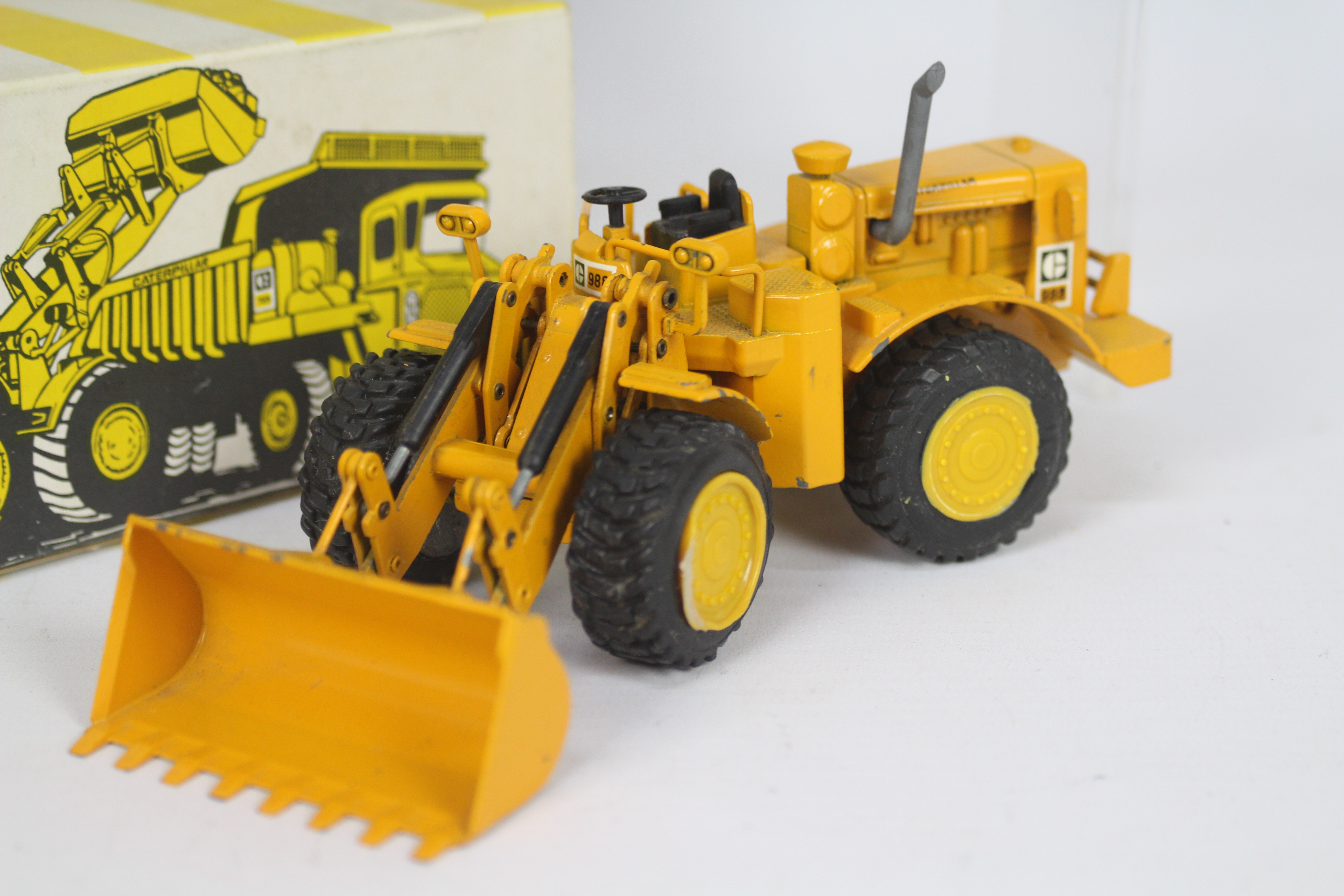 NZG - 2 x boxed CAT models, - Image 2 of 3