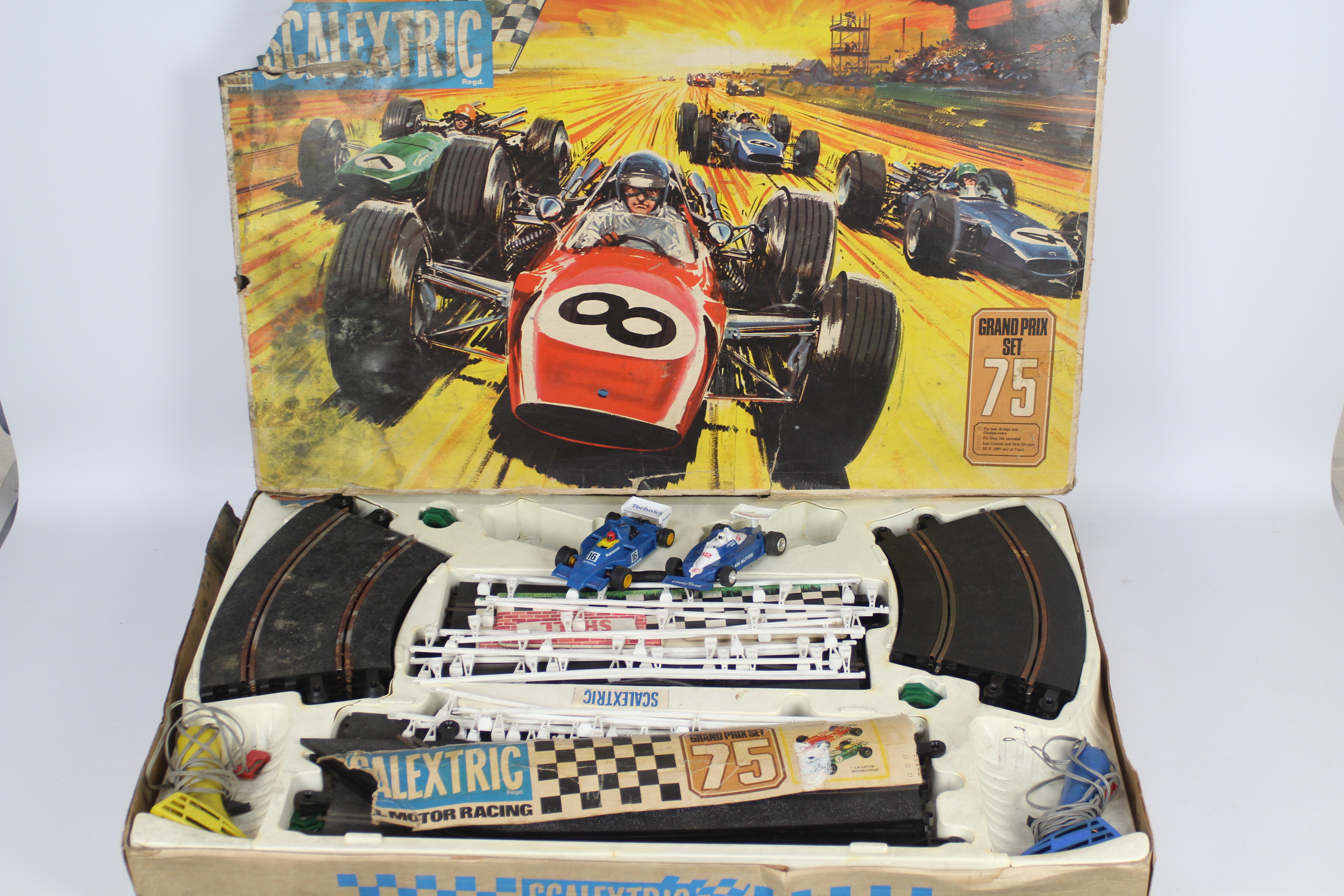 Scalextric - 2 x vintage boxed Grand Prix 75 sets in 1:32 scale. - Image 2 of 5