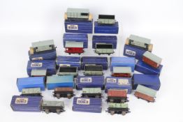 Hornby Dublo - 18 x boxed wagons including, # 32060 B.R.