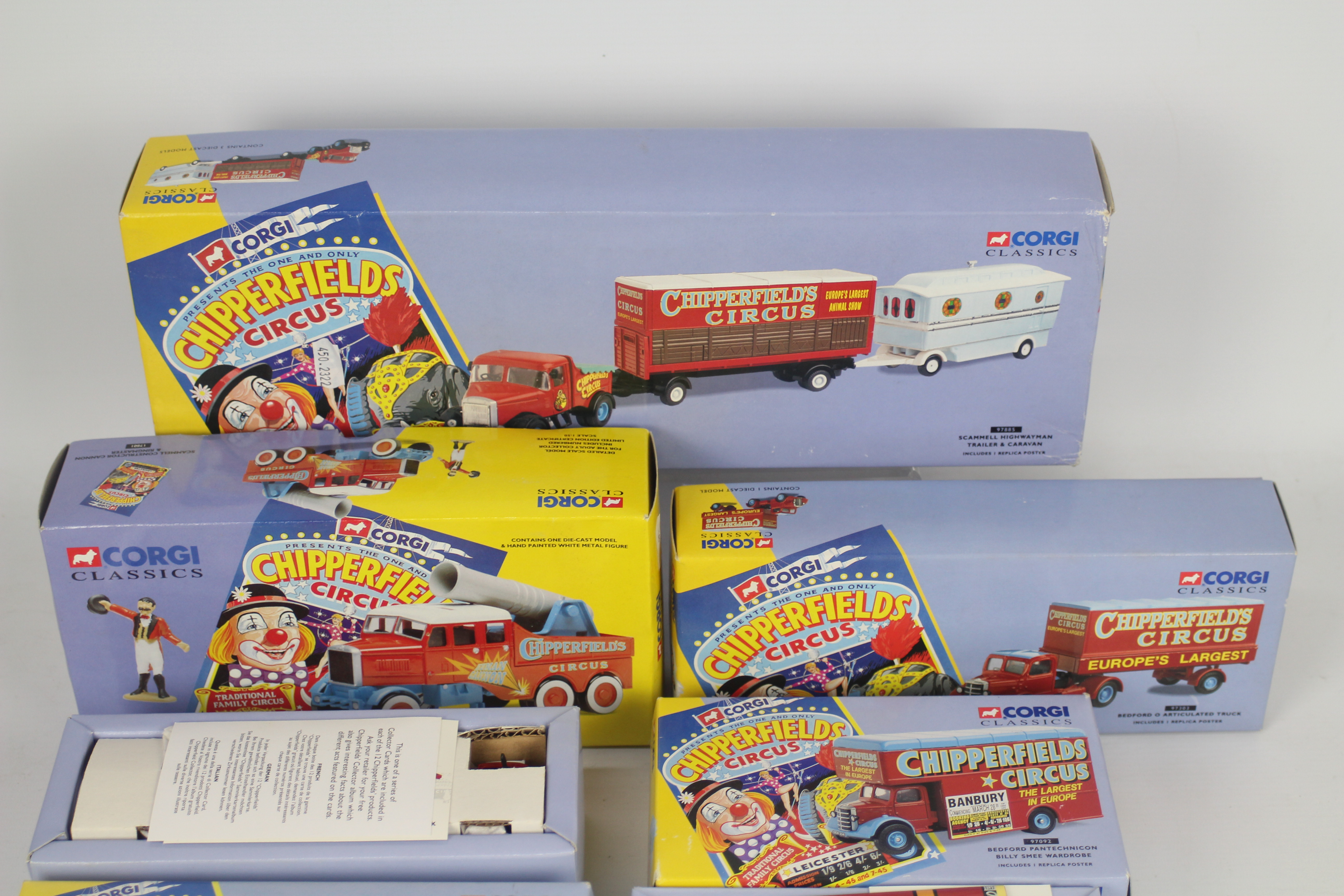 Corgi Chipperfields Circus - five boxed diecast models comprising # 97885, 17801, 97957, - Image 3 of 3