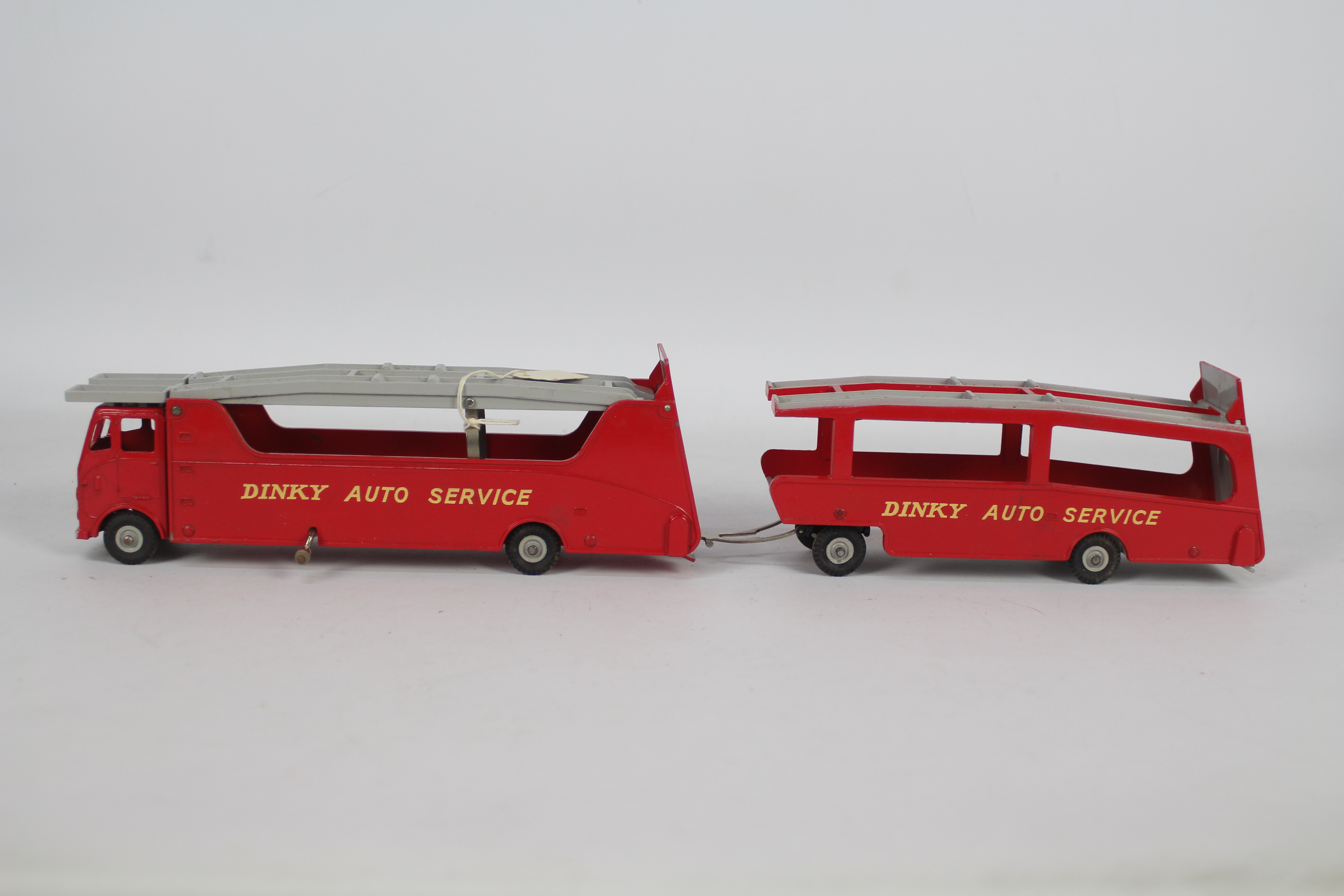 Dinky - A boxed Dinky # 983 Car Carrier With Trailer. - Image 2 of 7