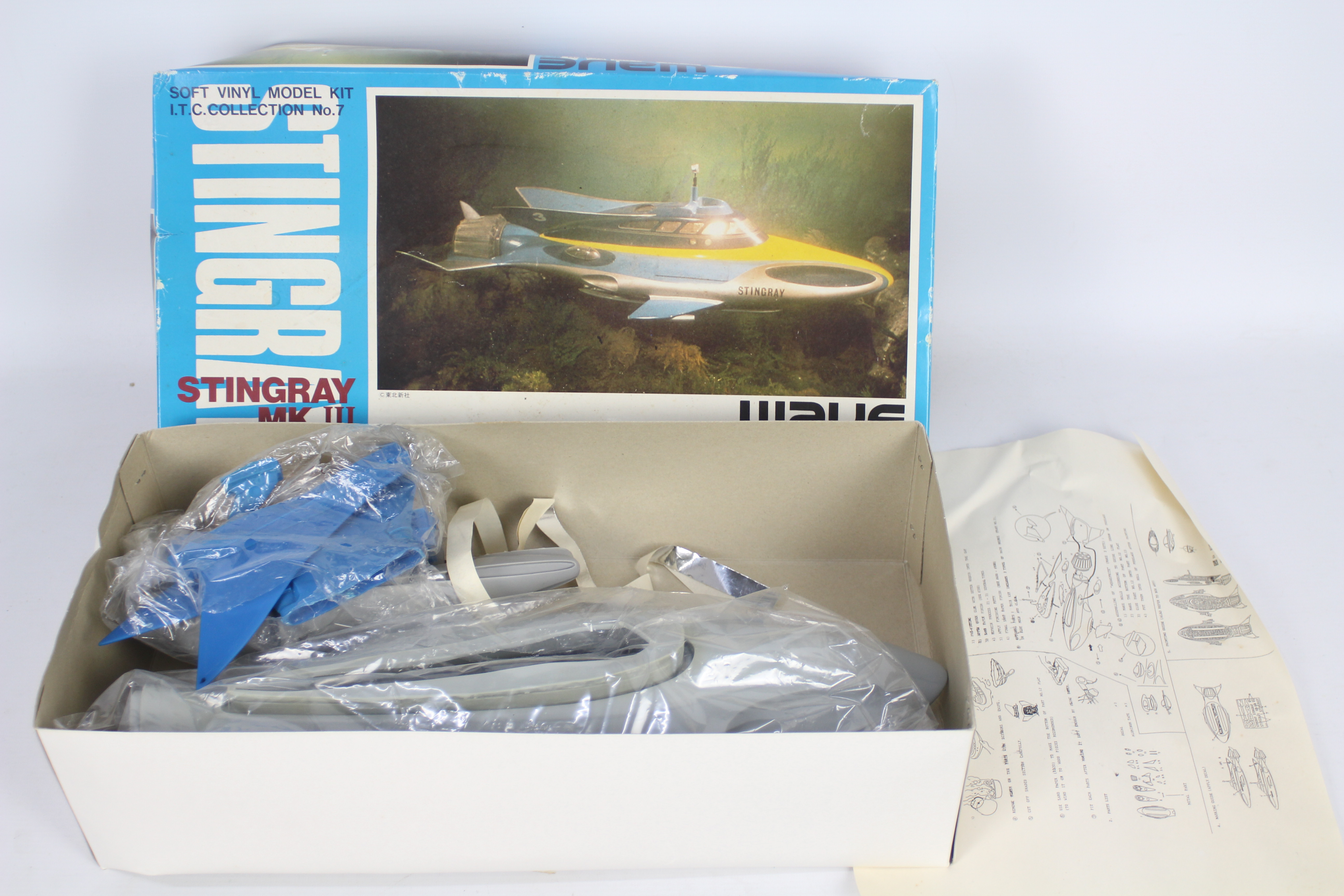 Wave Corporation (Japan) - A boxed vintage soft vinyl model of Stingray Mk.III.