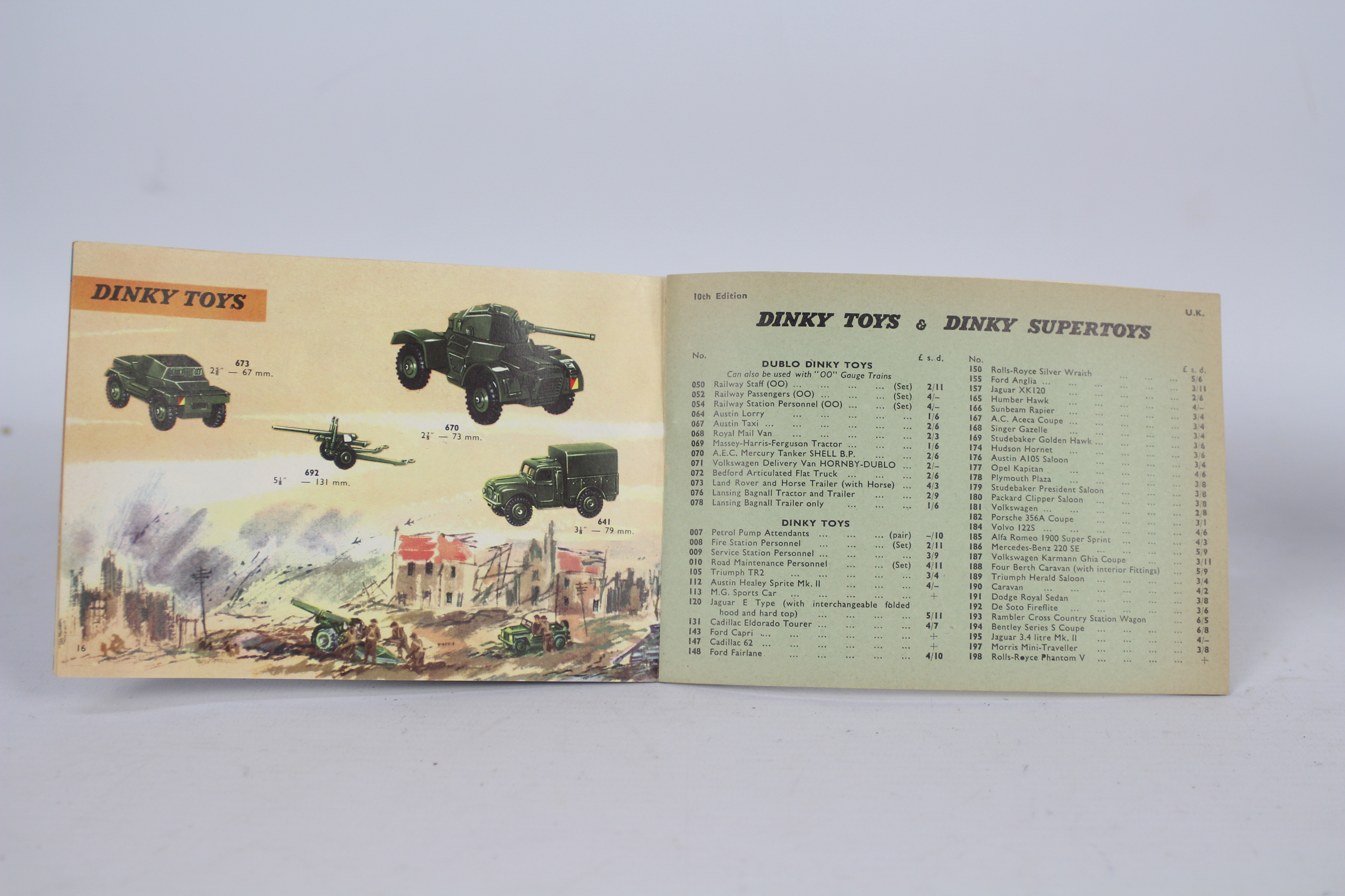 Dinky - A boxed # 661 Military Recovery Tractor. - Image 5 of 5