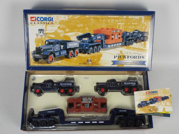 Corgi Classics - Two boxed Limited Edition diecast 1:50 scale Corgi 'Pickfords' sets. - Image 3 of 3