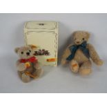 Steiff, Merrythought - Two collectable teddy bears.