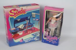 Sindy - boxed vintage Pedigree Sindy doll keeping fit fitness studio (incomplete) and boxed Ballet