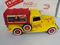 Danbury Mint - A boxed 1:24 scale #127-006 'Replica of the 1935 Coca Cola Delivery Truck' by