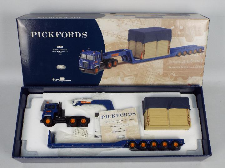 Corgi Classics - Two boxed Limited Edition diecast 1:50 scale Corgi 'Pickfords' sets. - Image 2 of 3