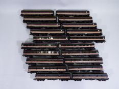 Lima - 20 x unboxed BR livery coaches including three # 305610 Motorail, five # 305337 Mk2F Tourist,