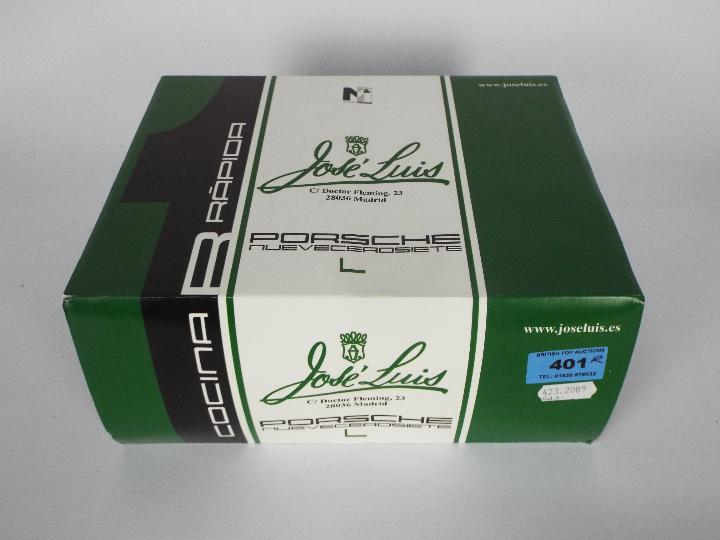Slot Racing Company - a 1:32 scale SRC Porsche Neuvecerosiette Jose Luis in display box issued in - Image 6 of 6