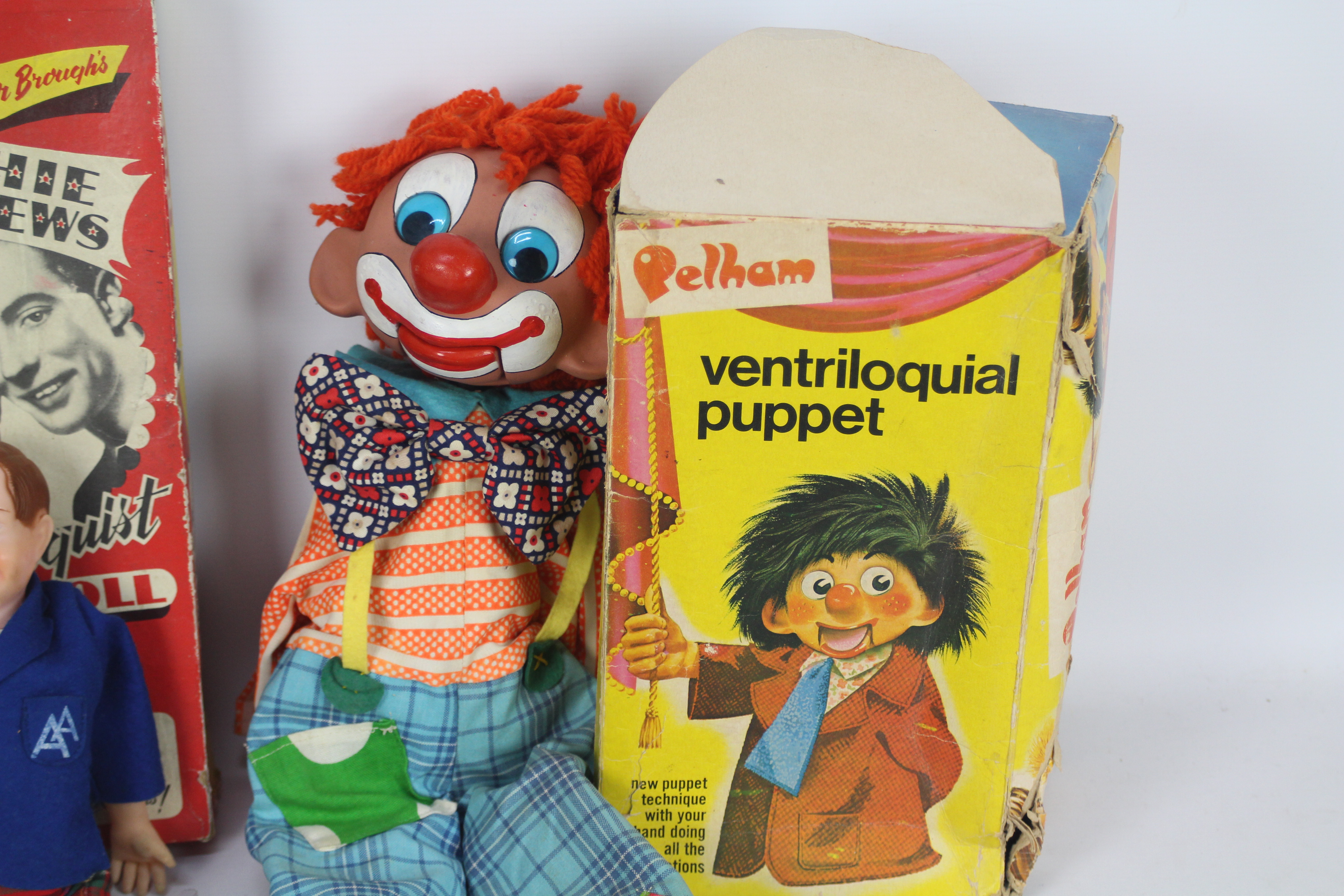 A Palitoy Peter Brough's Archie Andrews Ventriloquist Doll (missing one shoe) contained in original - Image 3 of 3