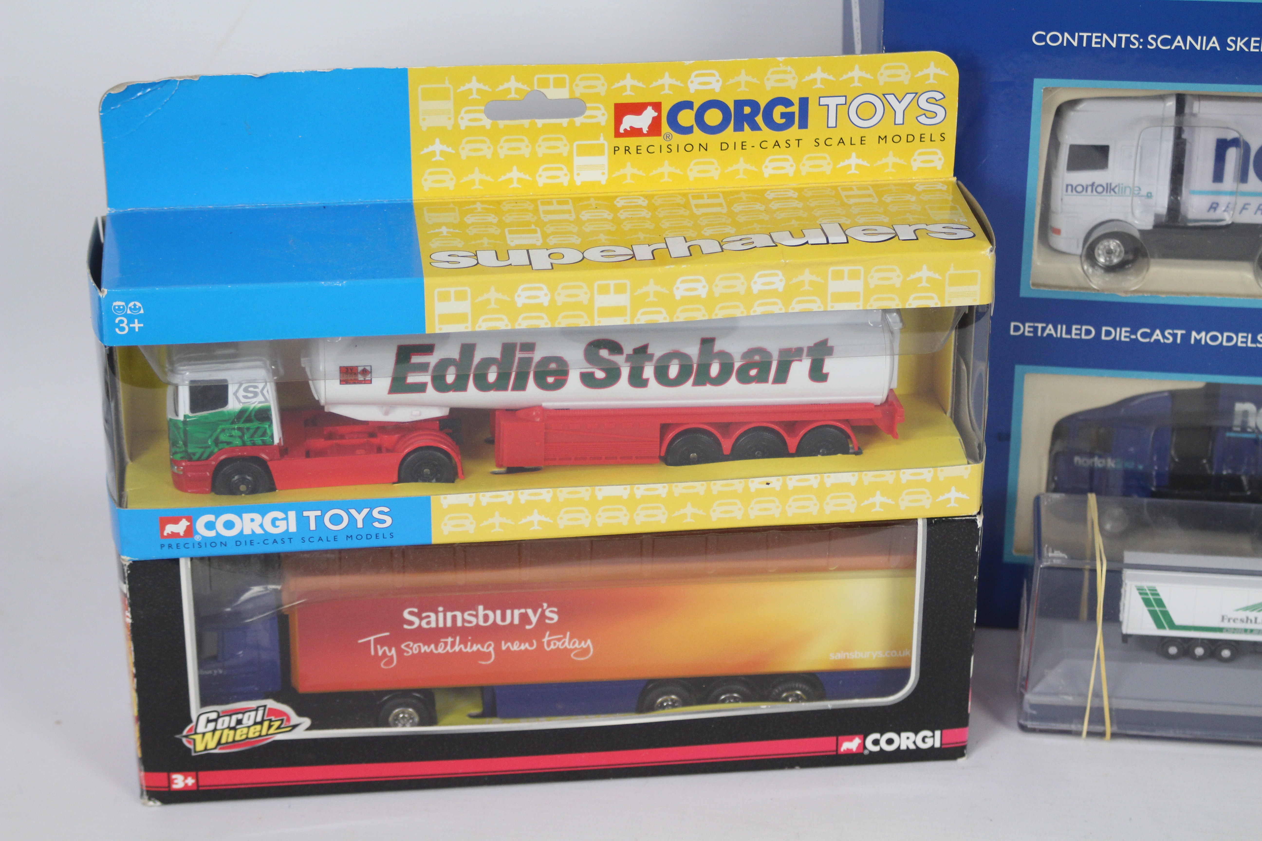 Corgi - Oxford - Intertrans - 6 x boxed trucks in two scales including Oxford N Gauge Mercedes Benz - Image 3 of 3