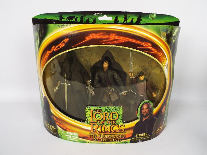 Vivid Imaginations - 5 x Lord Of The Rings The Fellowship Of The Ring twin and triple figure sets - Image 4 of 4